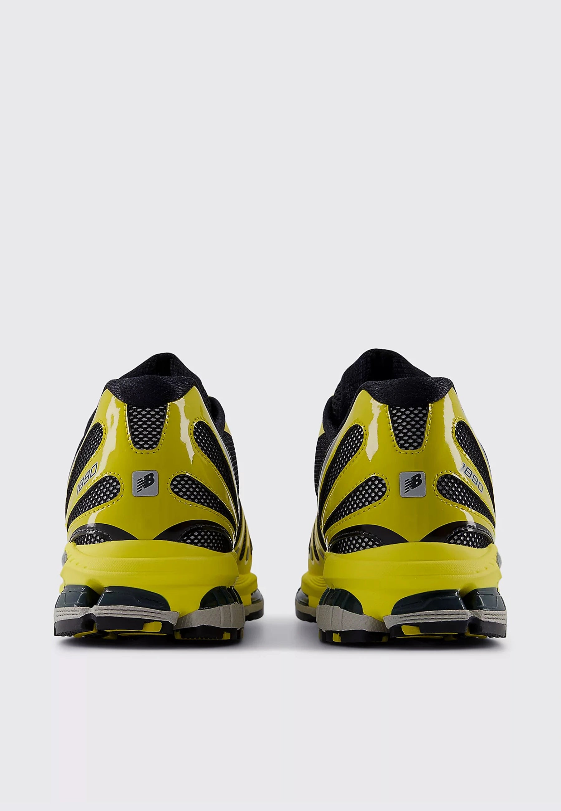 1890 - Star Burst/Black - U18903RB