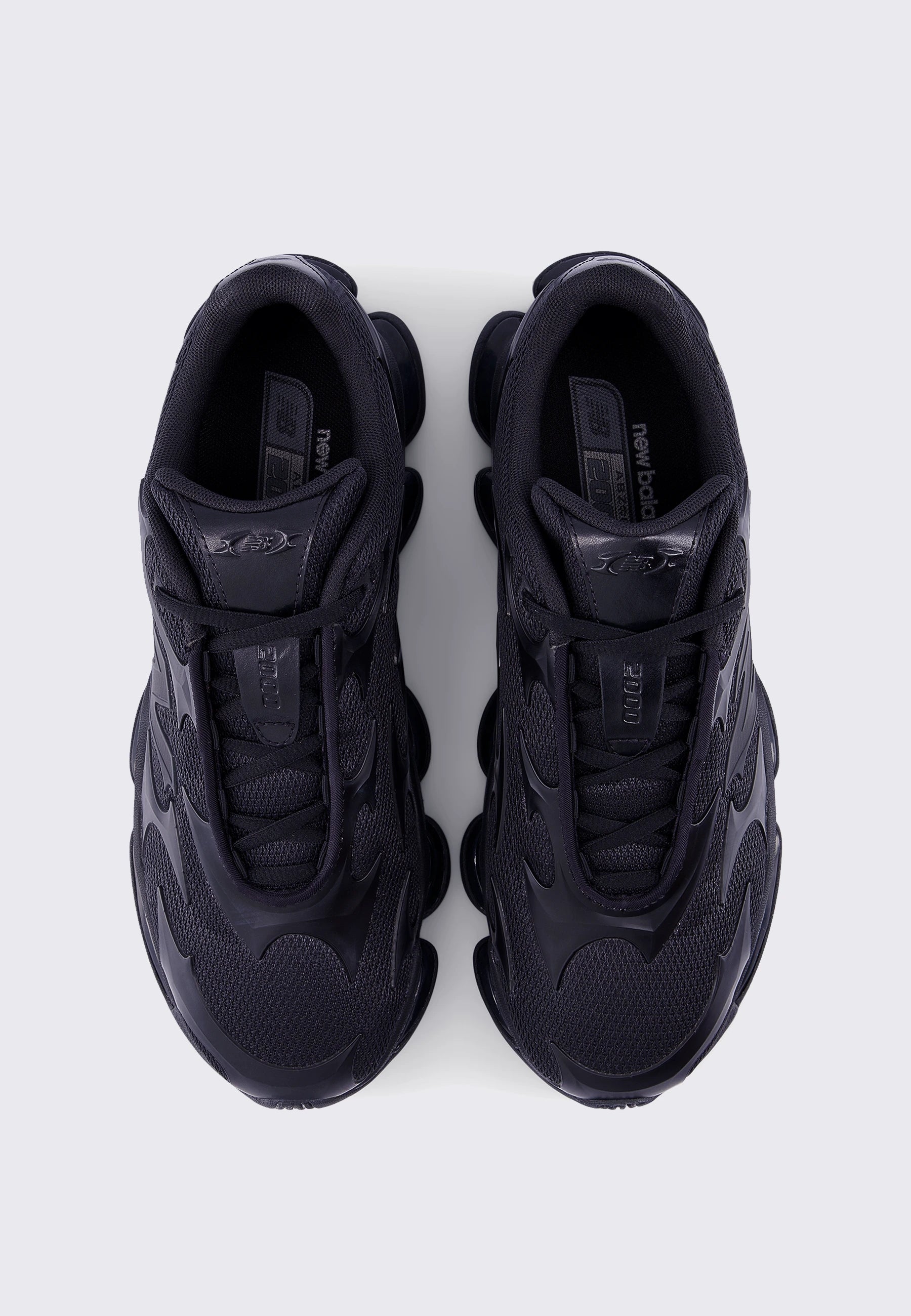 2000 - Black Metallic/Black Metallic - U200078C