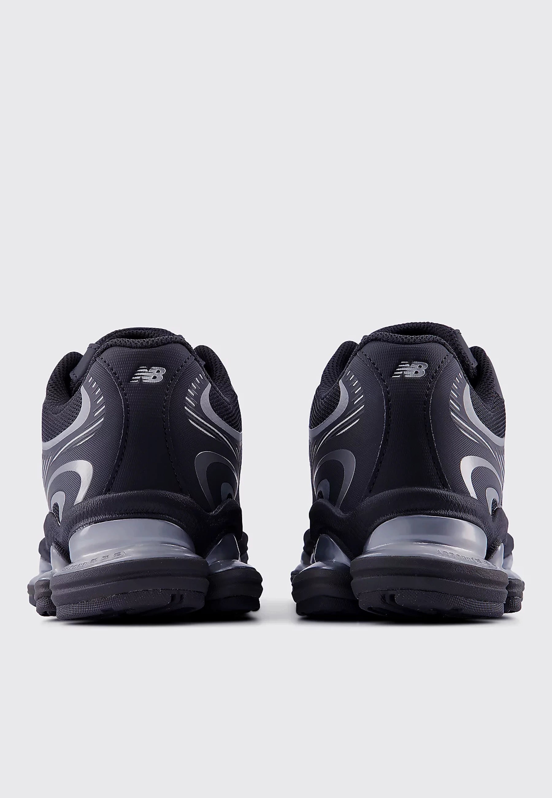 2000 - Black/Silver Metallic - U20008LL
