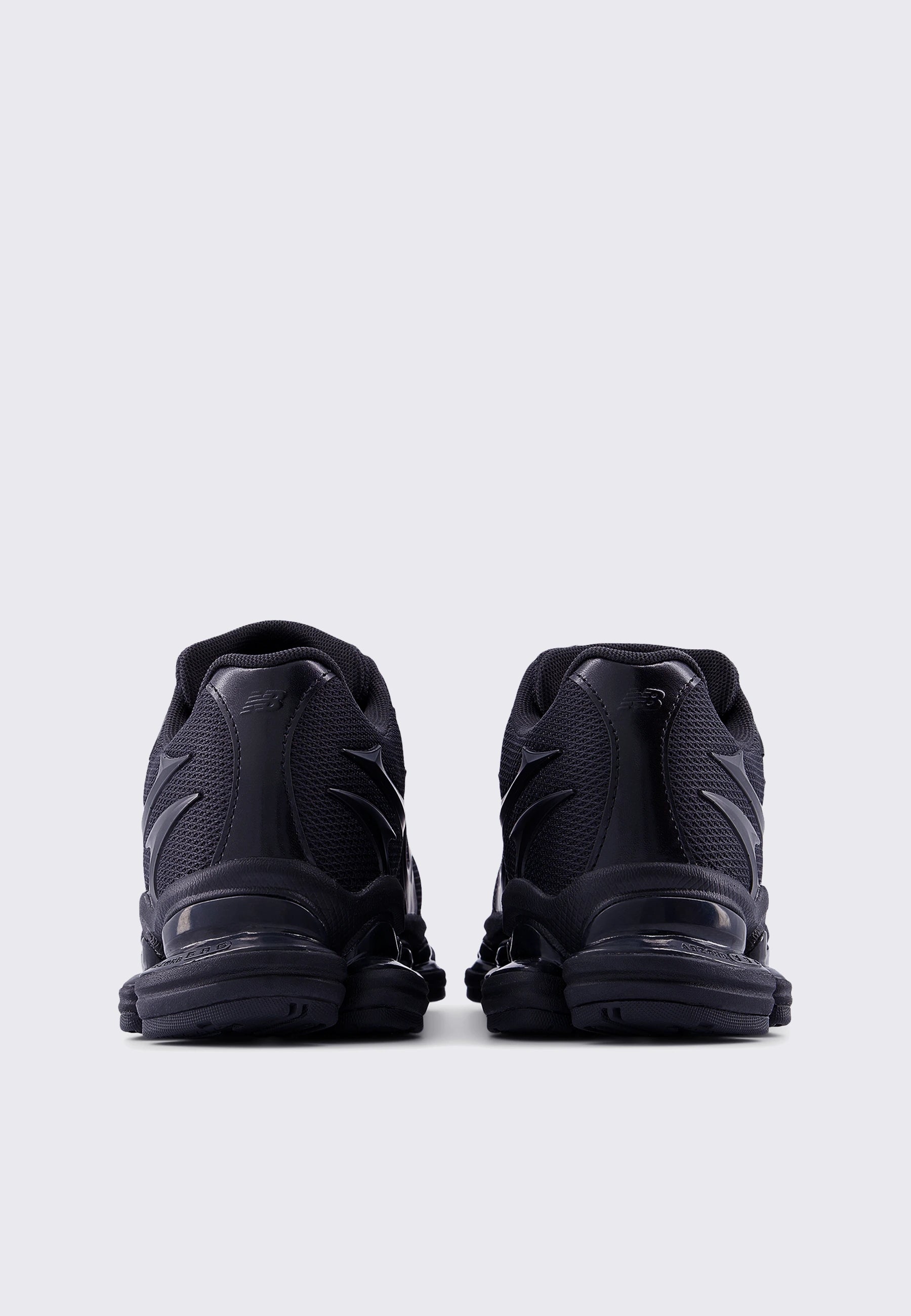 2000 - Black Metallic/Black Metallic - U200078C