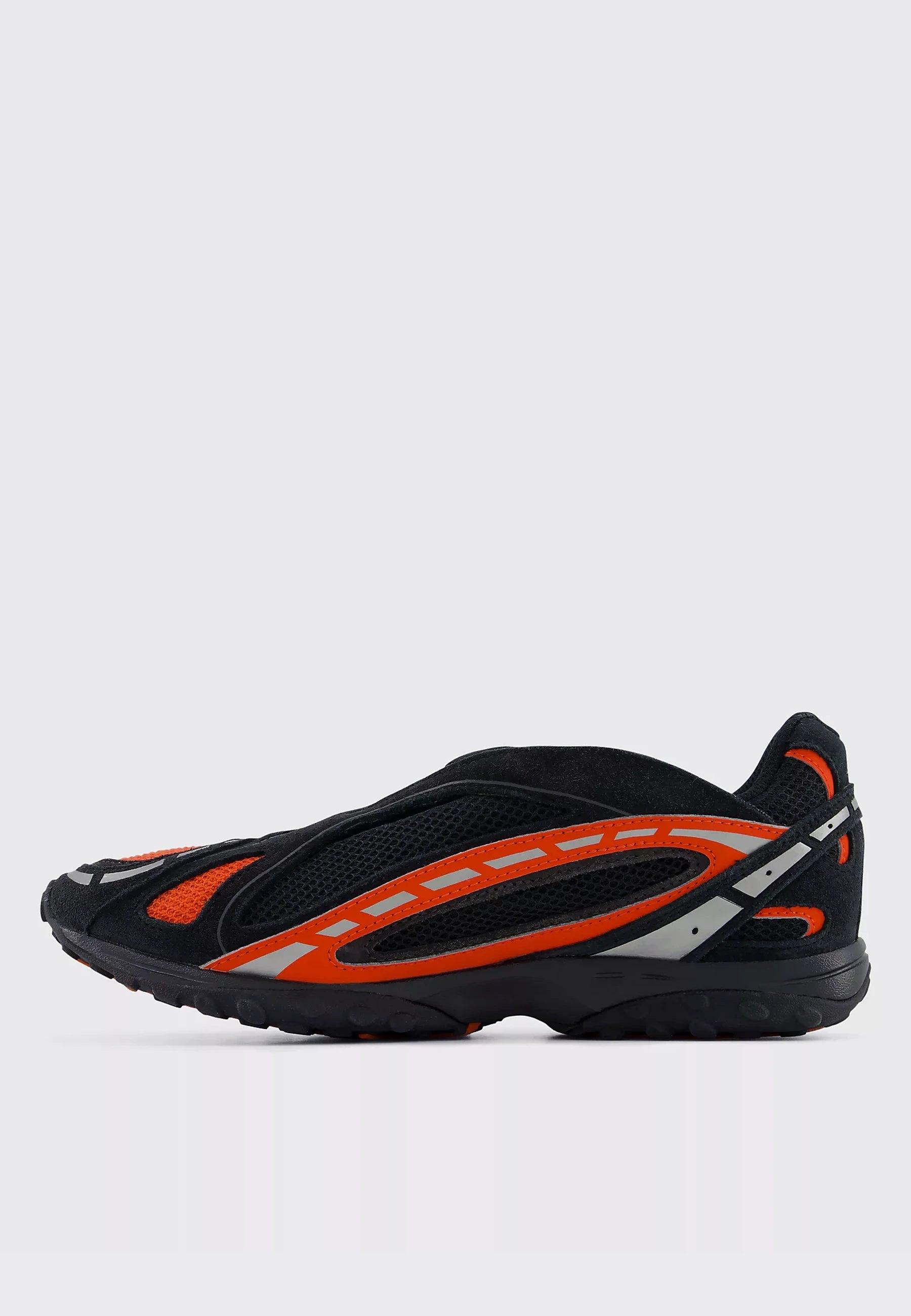204V - Neo Flame/Black/Black Cement - U204VMCV