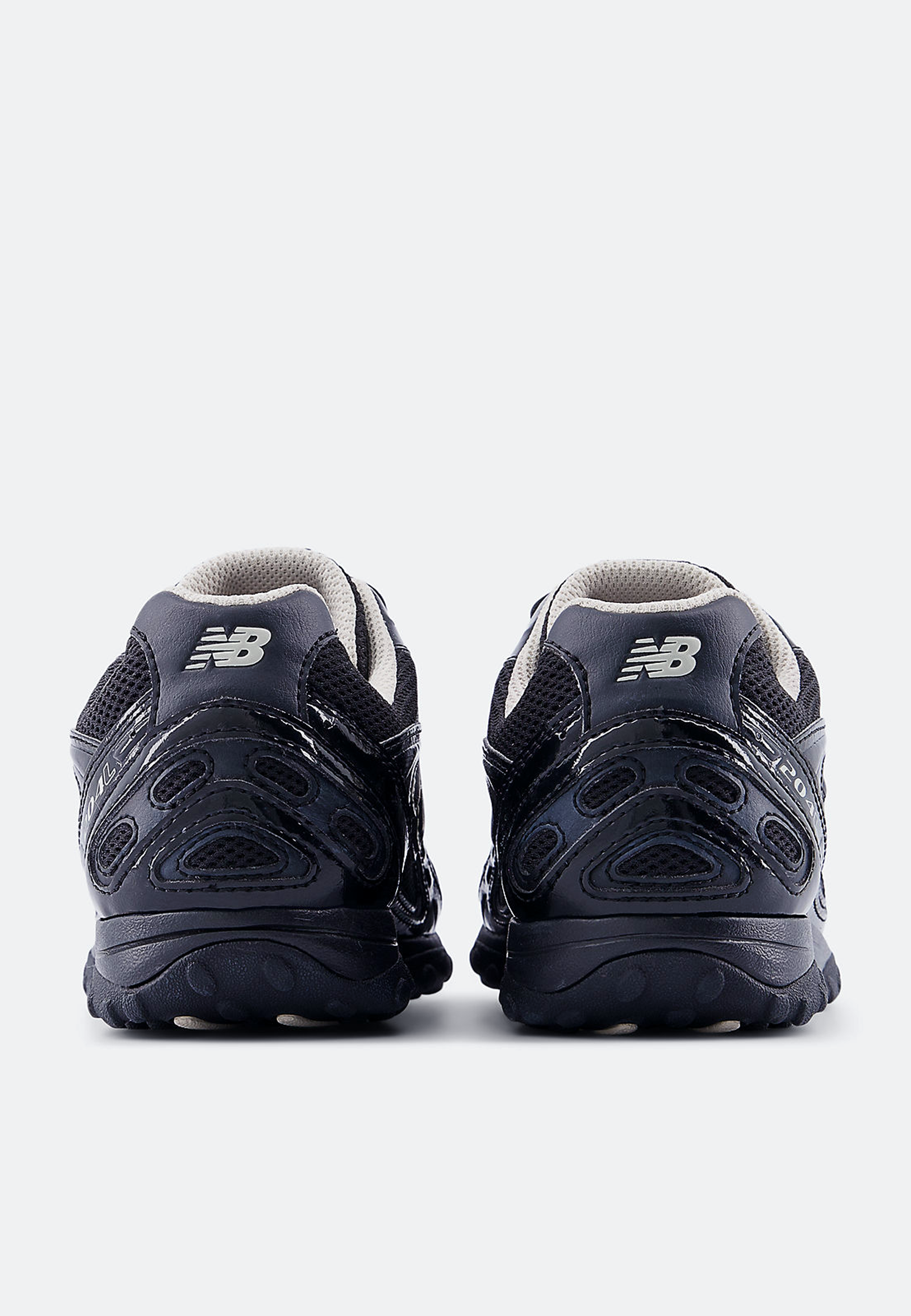 204 - Black - U204LMRA