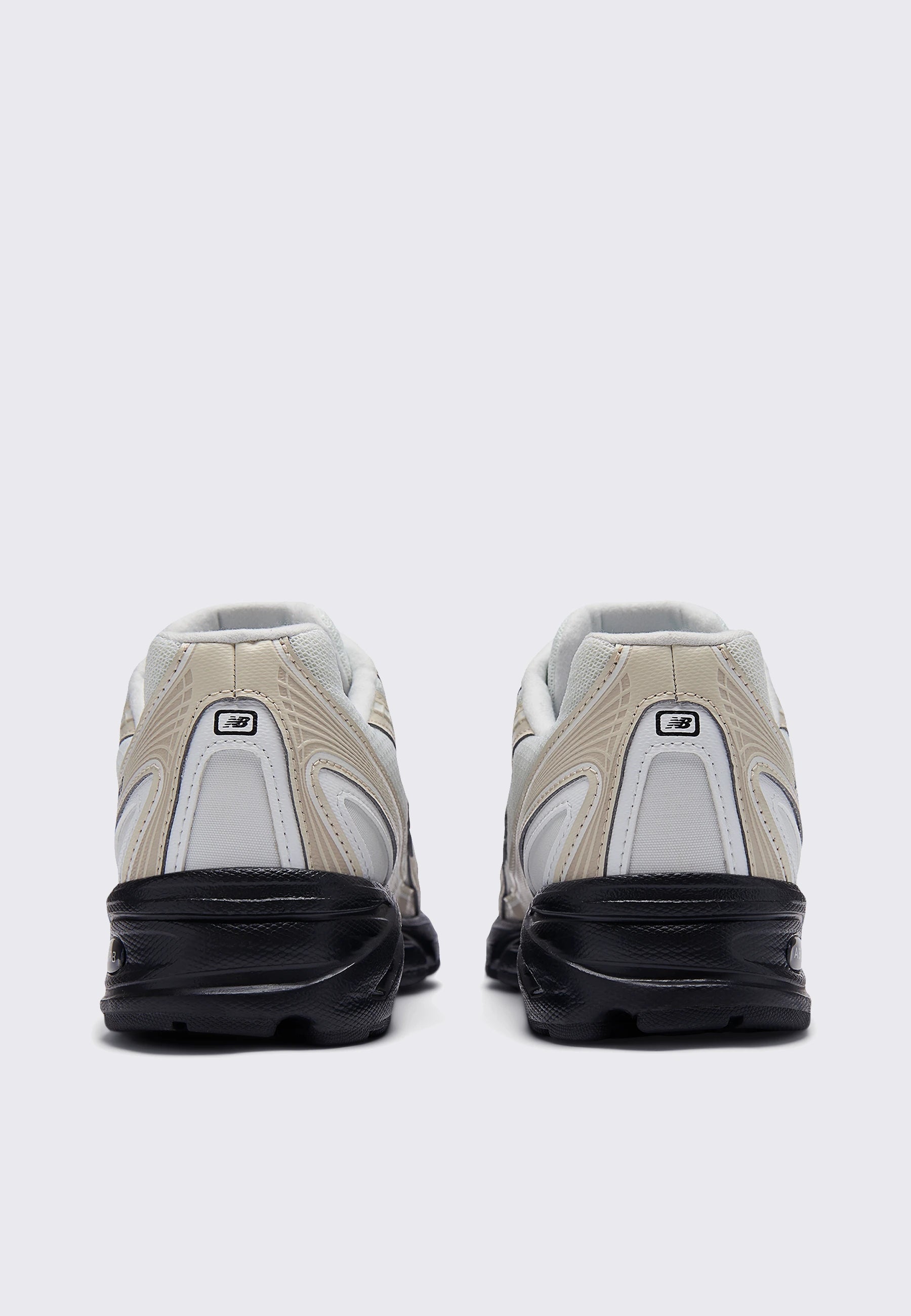 740 - Timberwolf/White - U7404OO