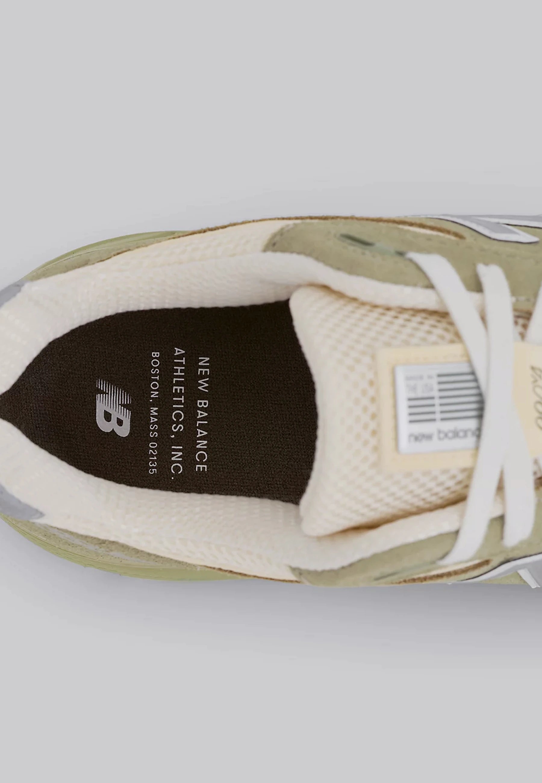 Made in USA 990v4 - Olive Leaf/Light Olive/Permafrost - U9901MX