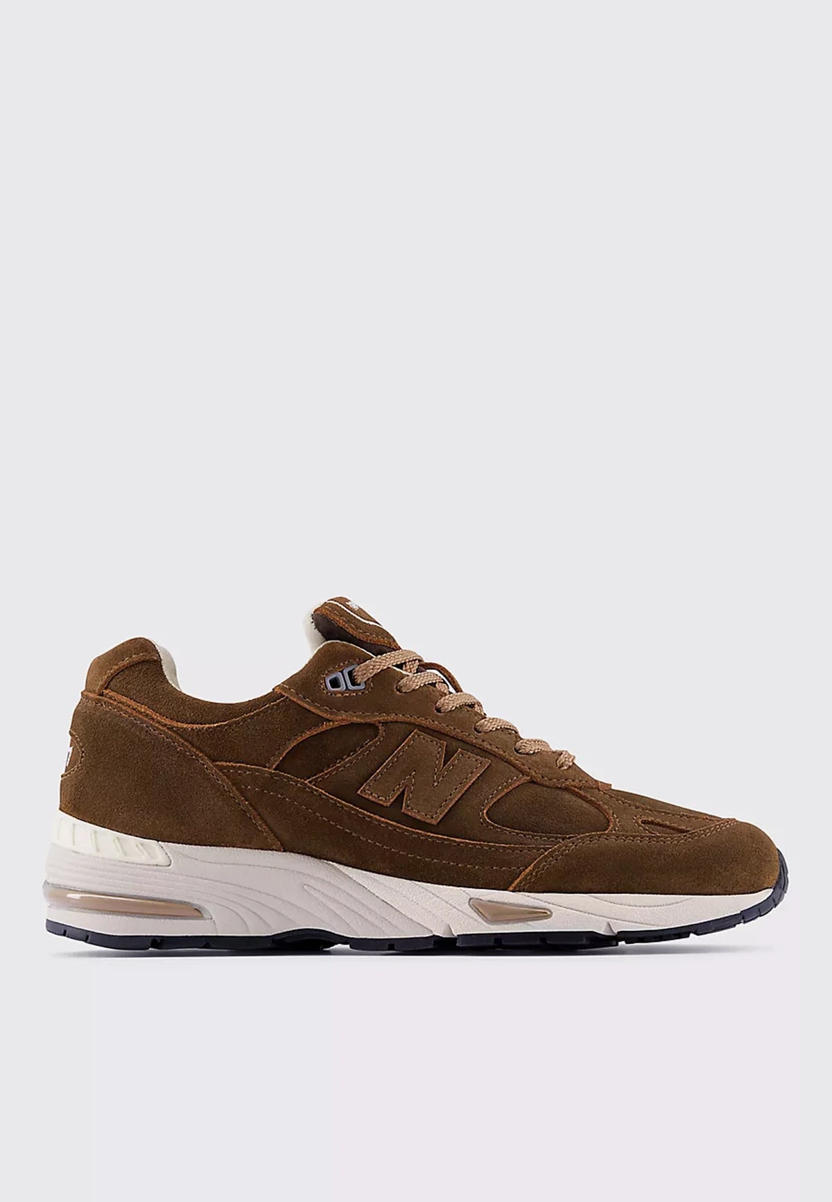 Made in UK 991v2 - Luxe Suede Cocoa/Castle Wall - M991BR1