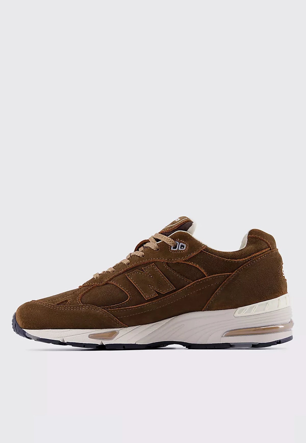 Made in UK 991v2 - Luxe Suede Cocoa/Castle Wall - M991BR1