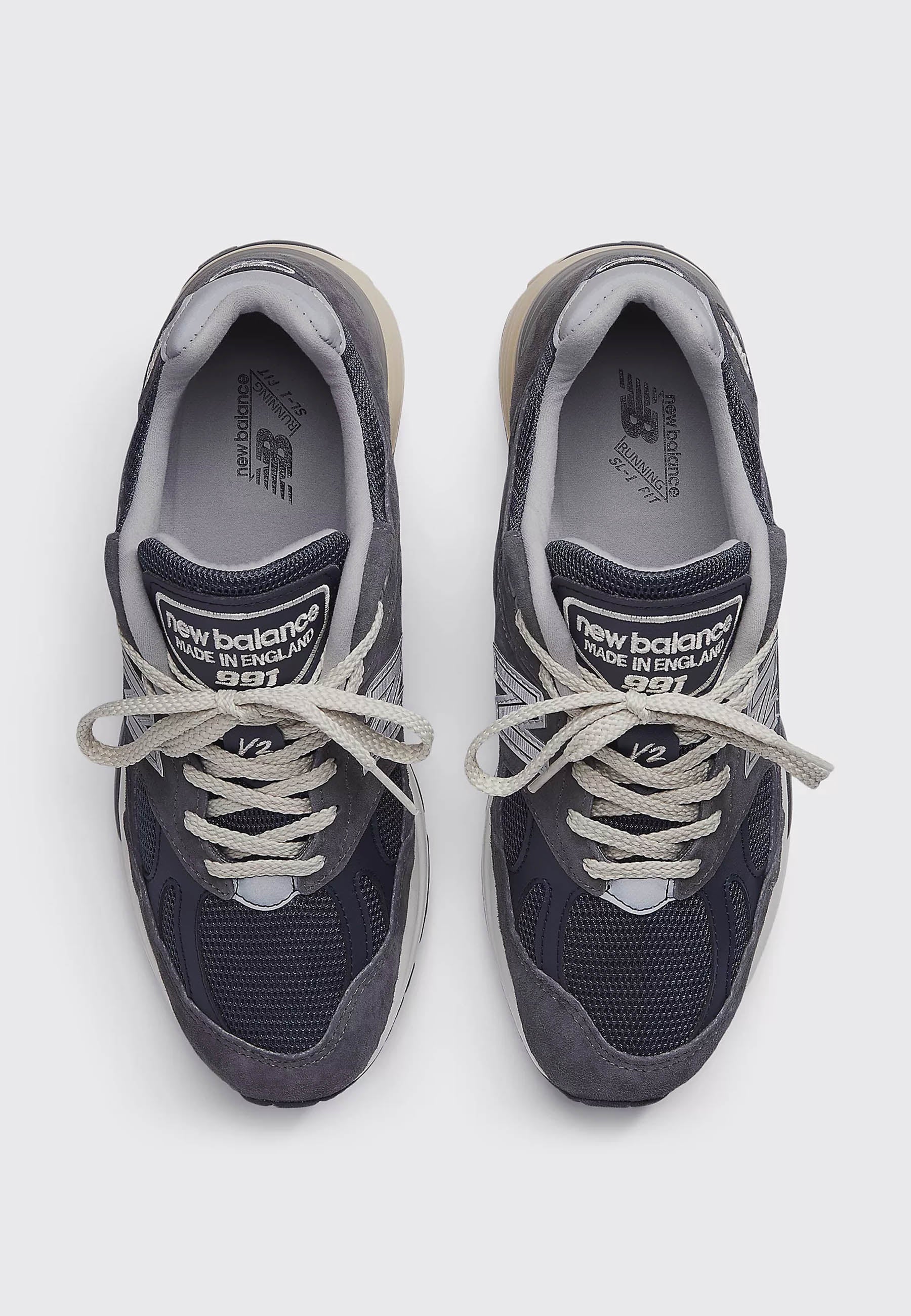 Made in UK 991v2 - Grey Navy - U991GG2