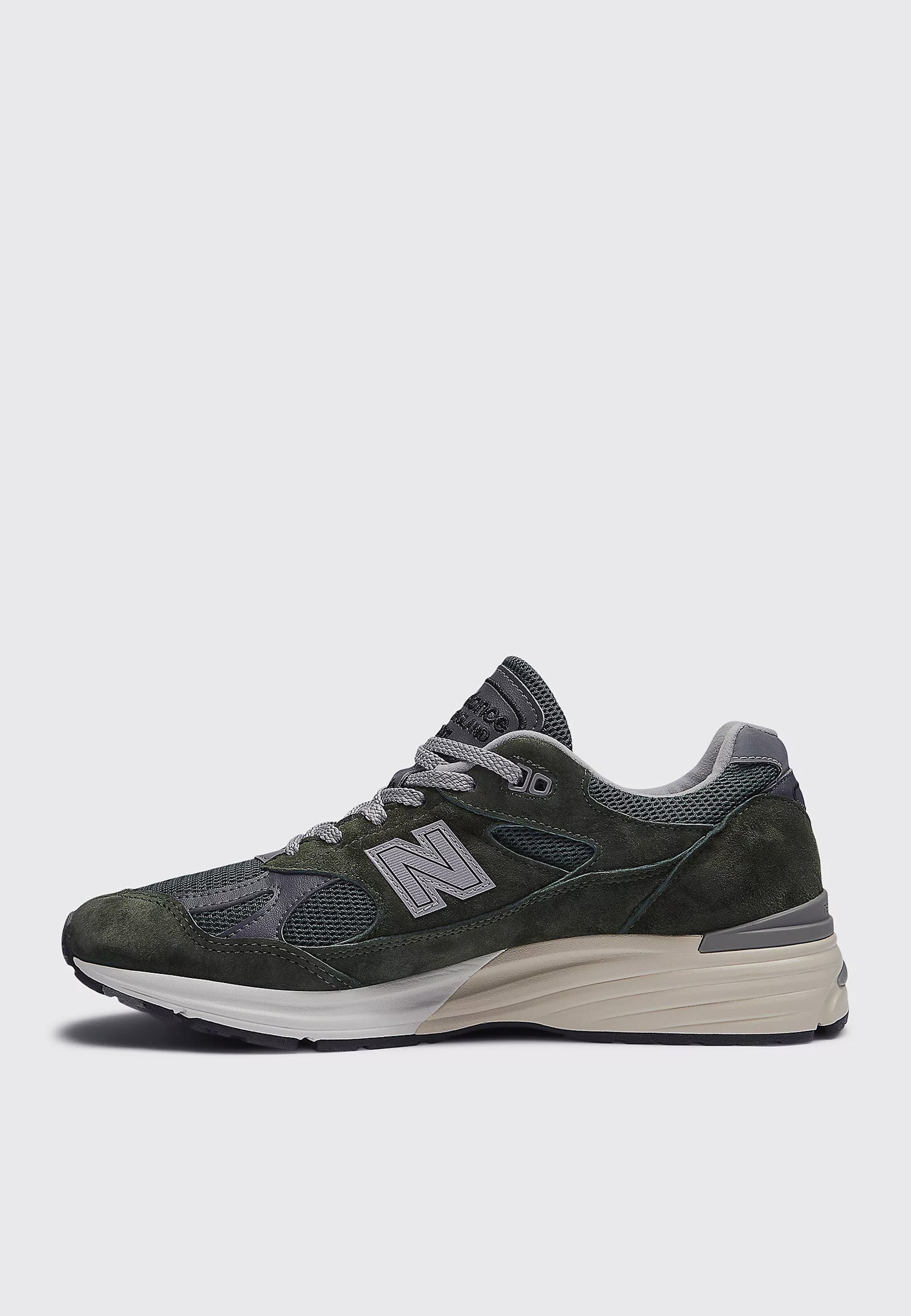 Made in UK 991v2 - Kombu Green - U991GR2