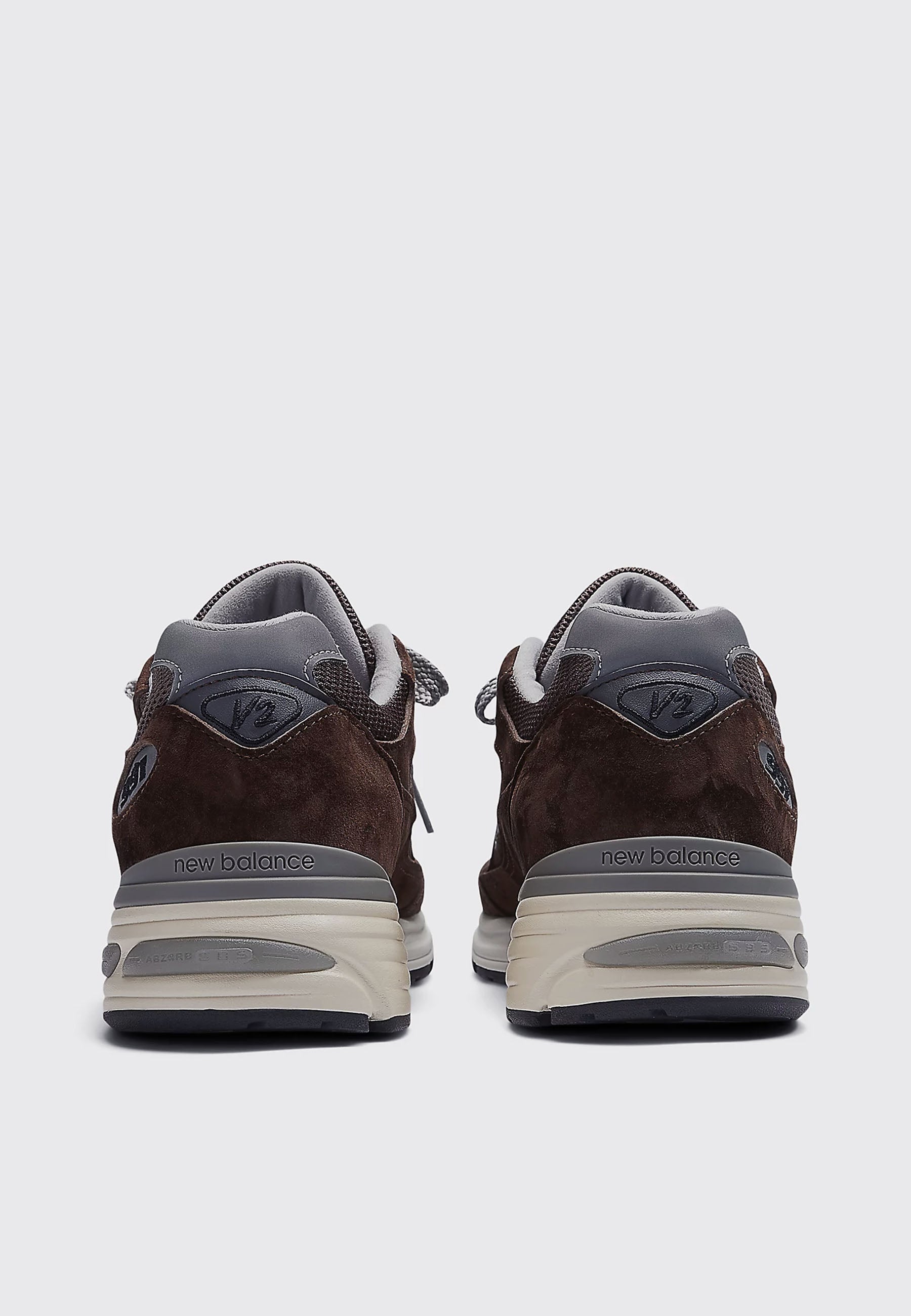 Made in UK 991v2 - Pinecone Brown - U991BR2