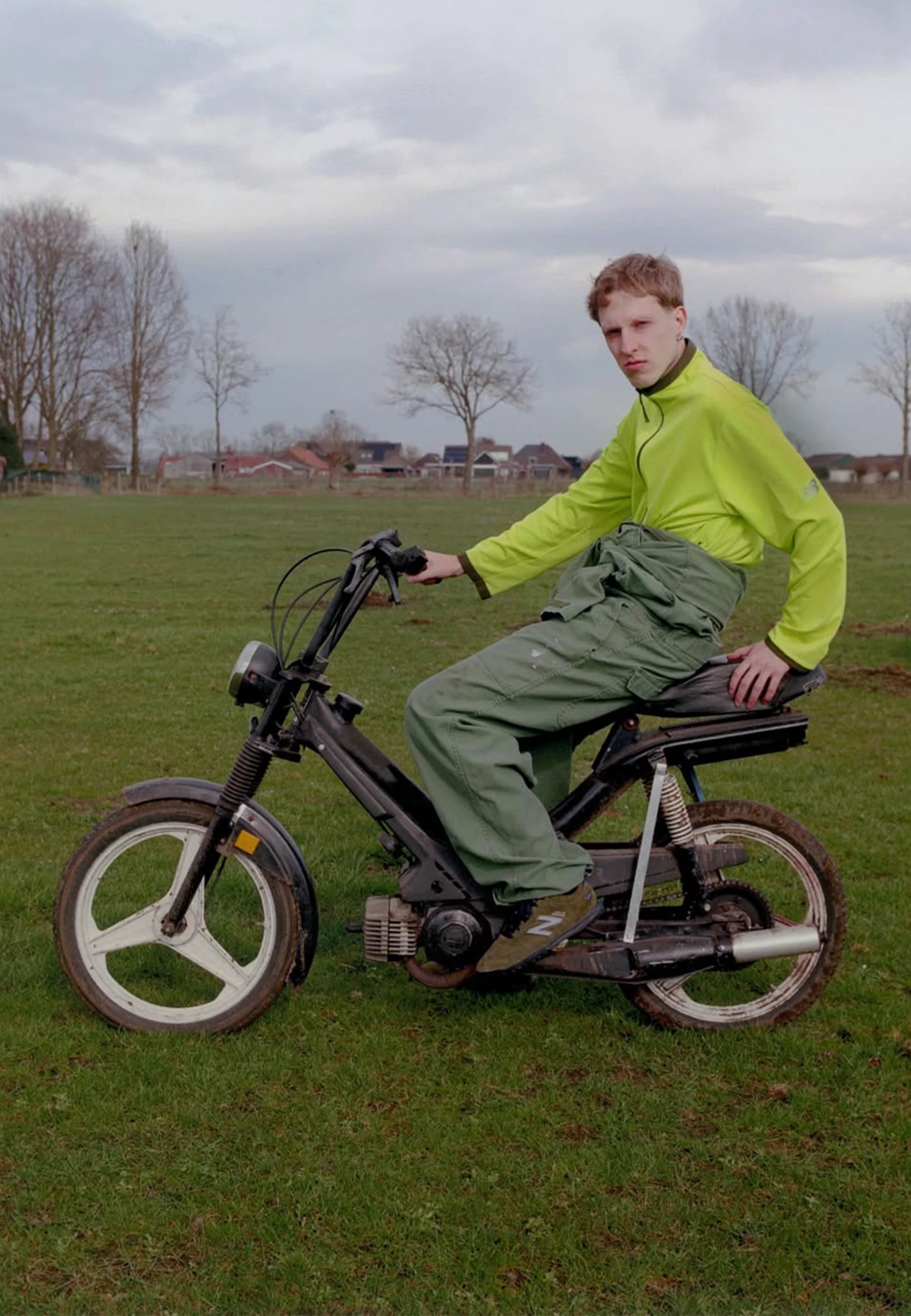 Lack Of Guidance x NB - Olive/Black - U41T7UT