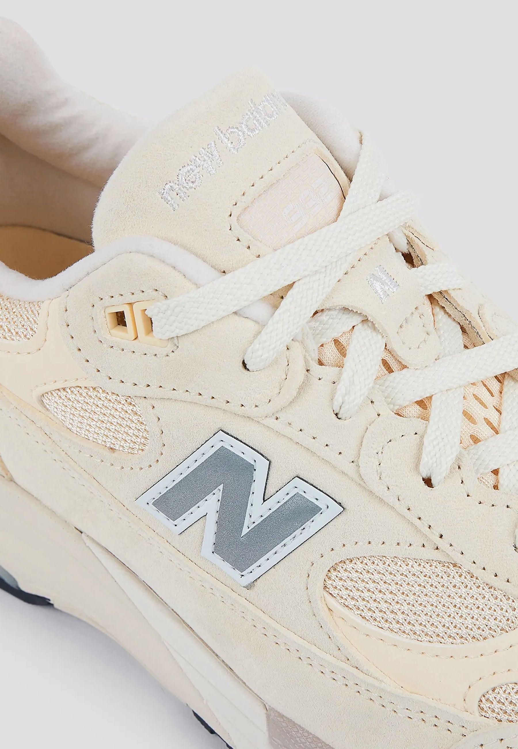 New Balance U992 MC “Calcium/Raw Cashew” New Balance | Buy Made in Usa 992 - Calcium/Raw Cashew