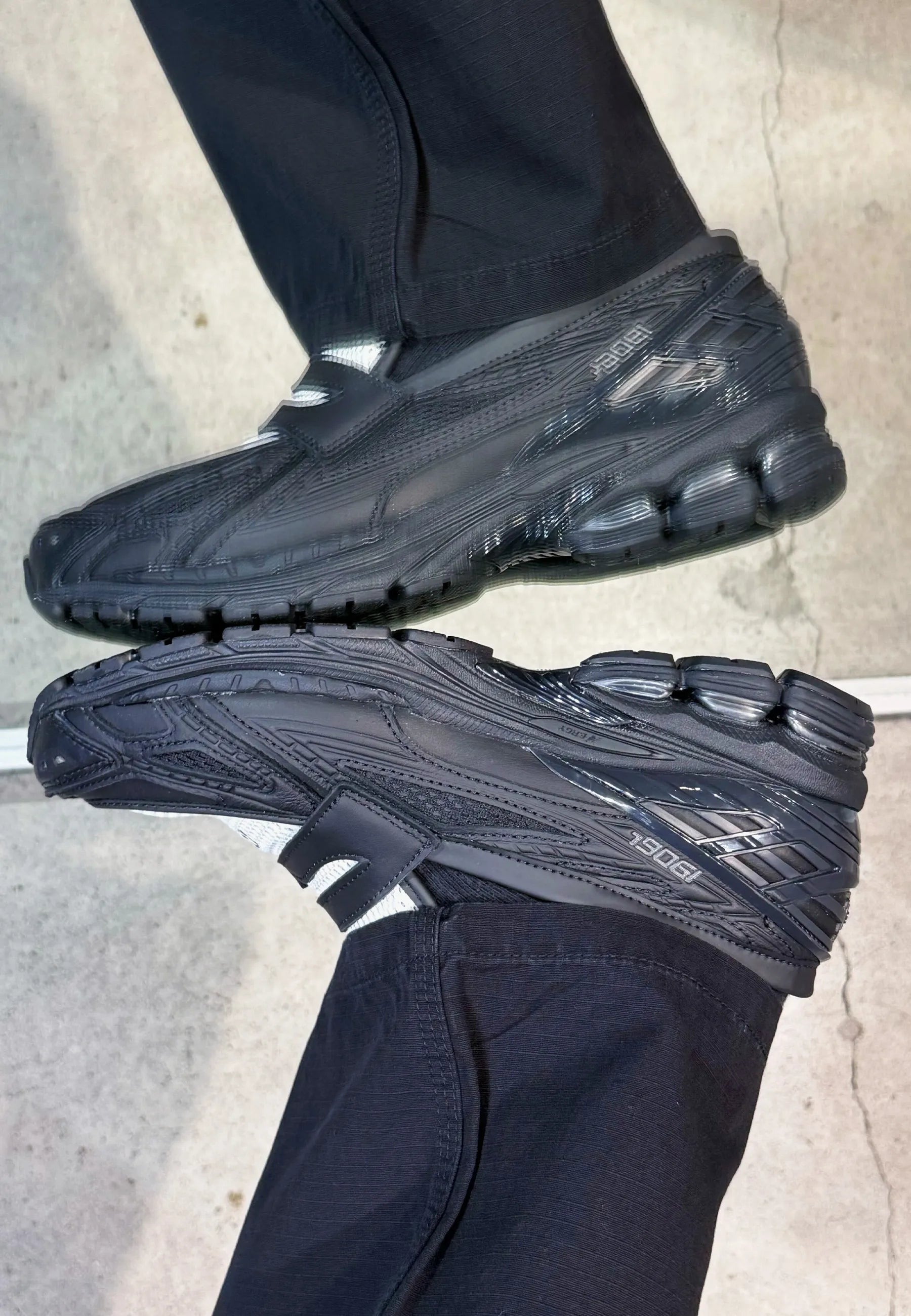 1906L - Black/Angora - U19068G9