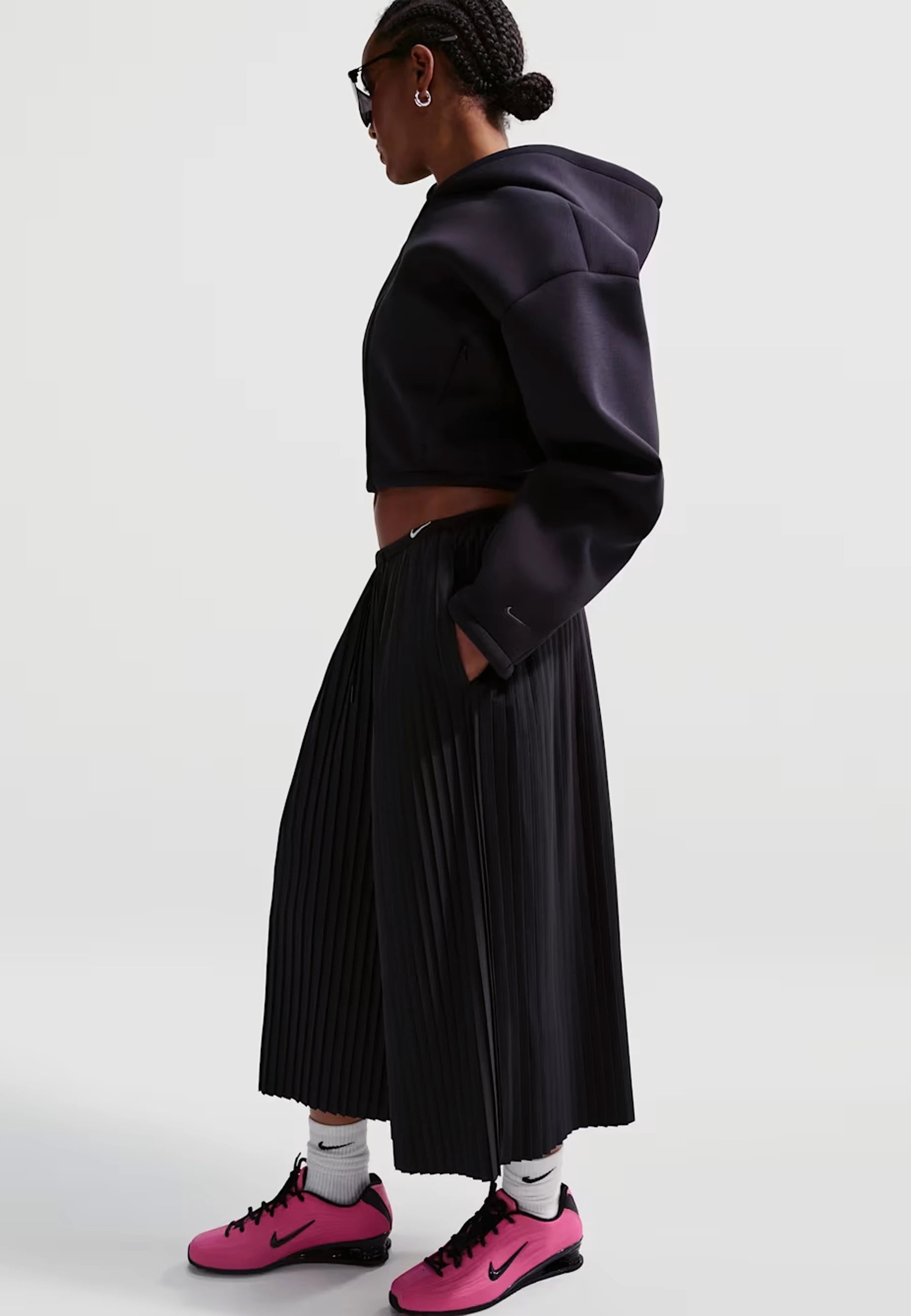 Women's Pleated Mid-Rise Culotte Pant - Black