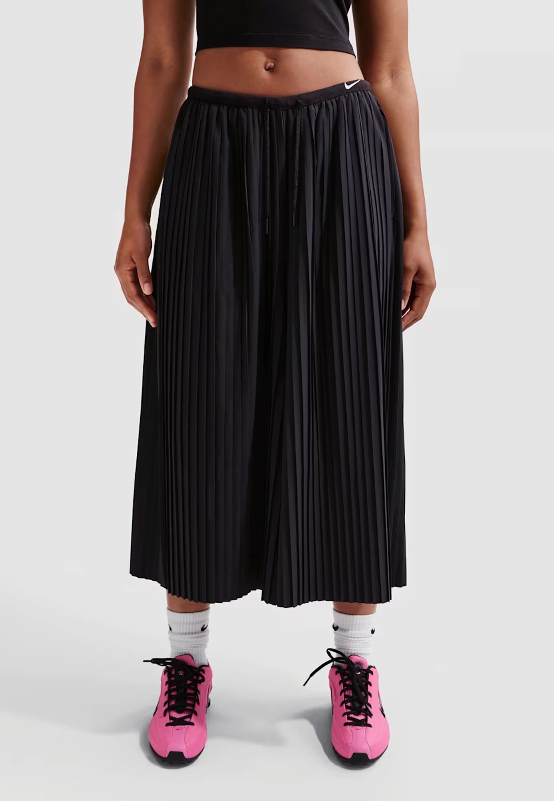 Women's Pleated Mid-Rise Culotte Pant - Black