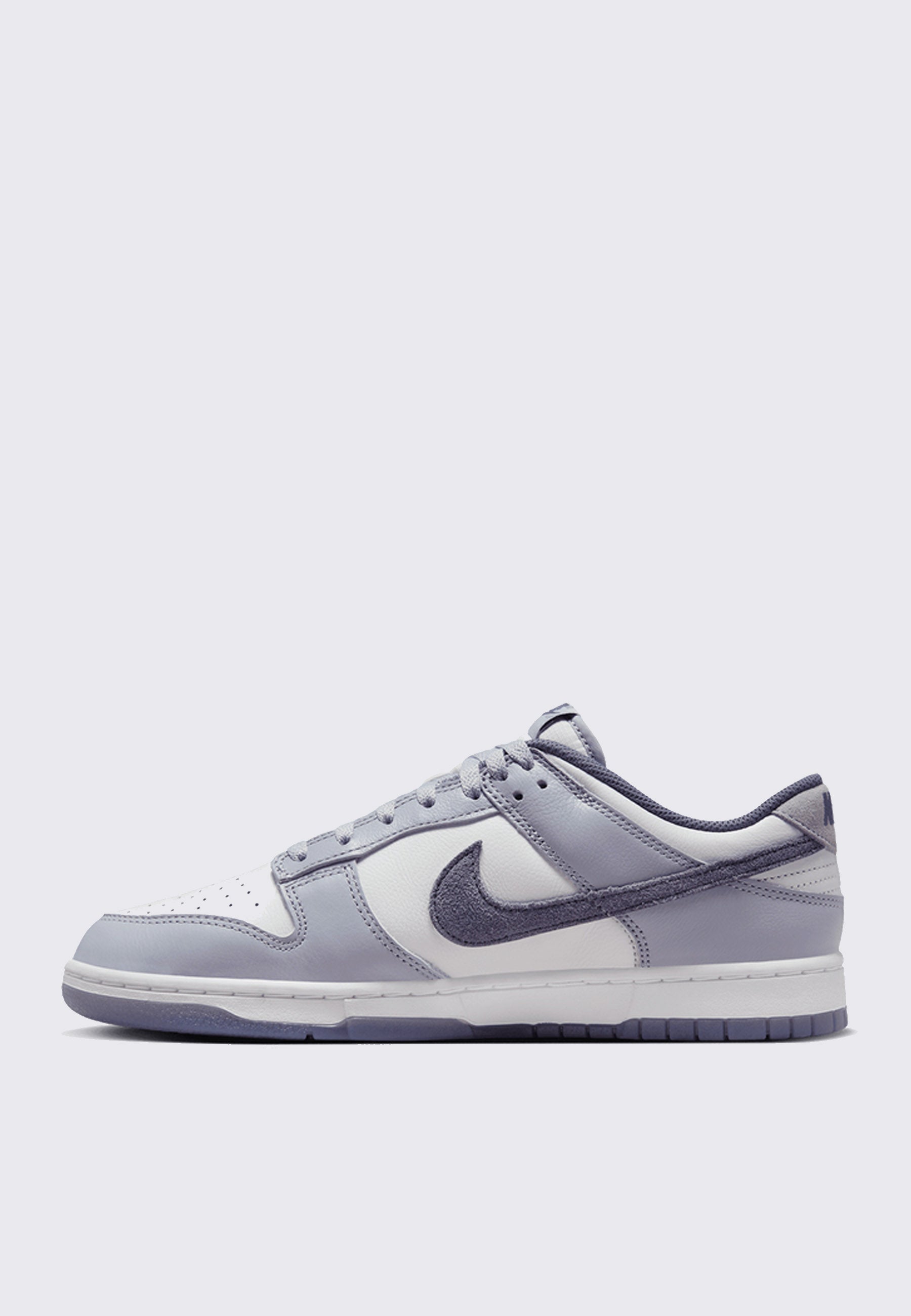 Dunk Low Retro SE - White/Light Carbon