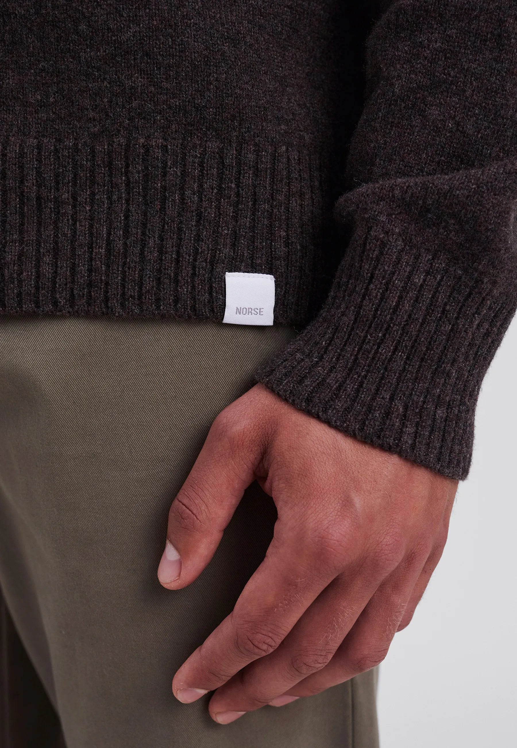 Standard Merino Lambswool Sweater - Heathland Brown