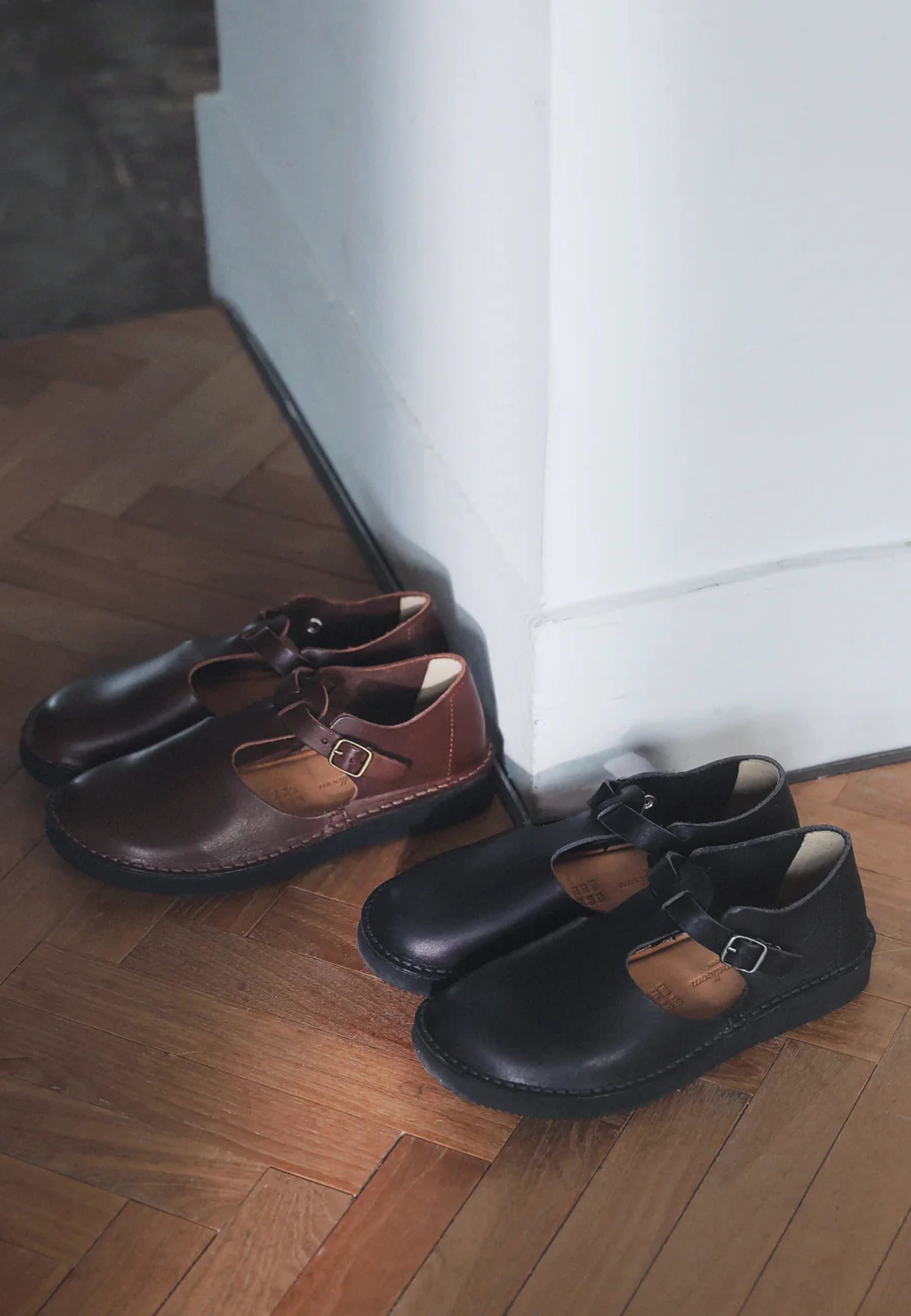 Guna - Dark Brown