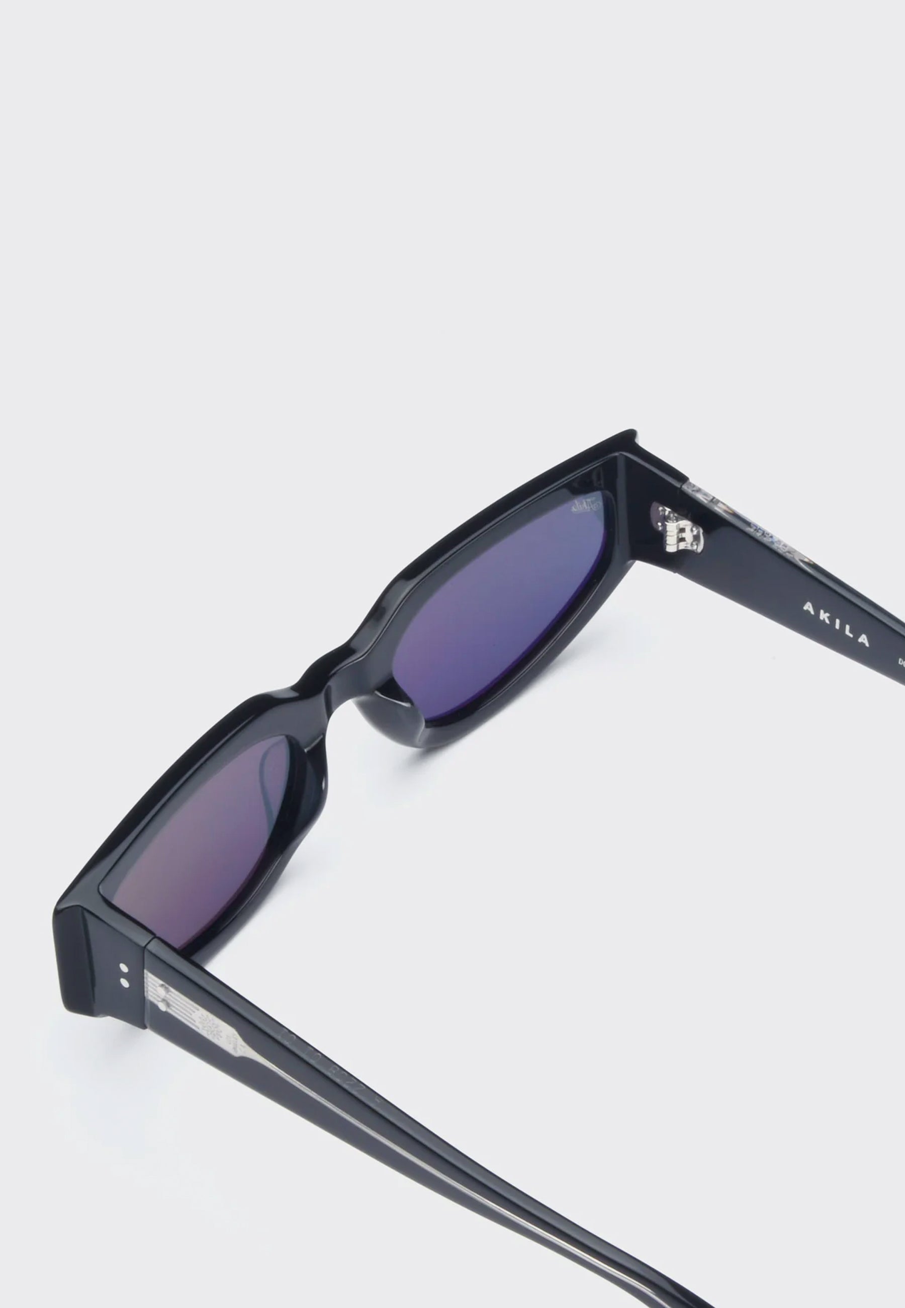 Outsider Sunglasses - Black