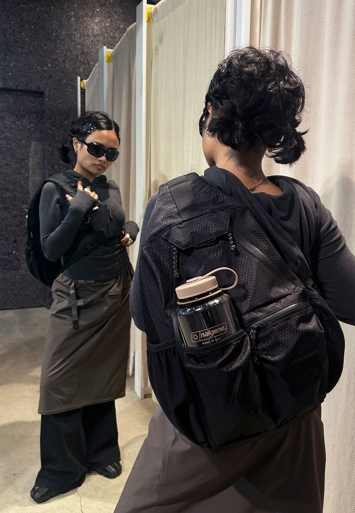 Main Quest Sling Backpack - Black