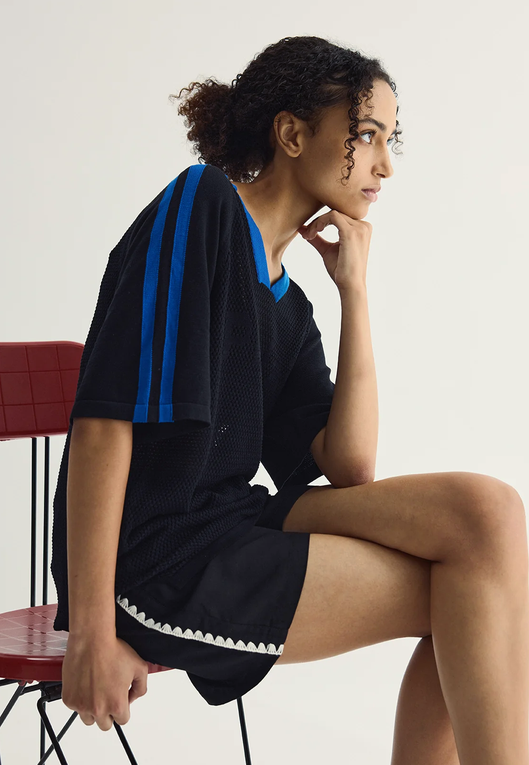 Game Top - Black/Cobalt