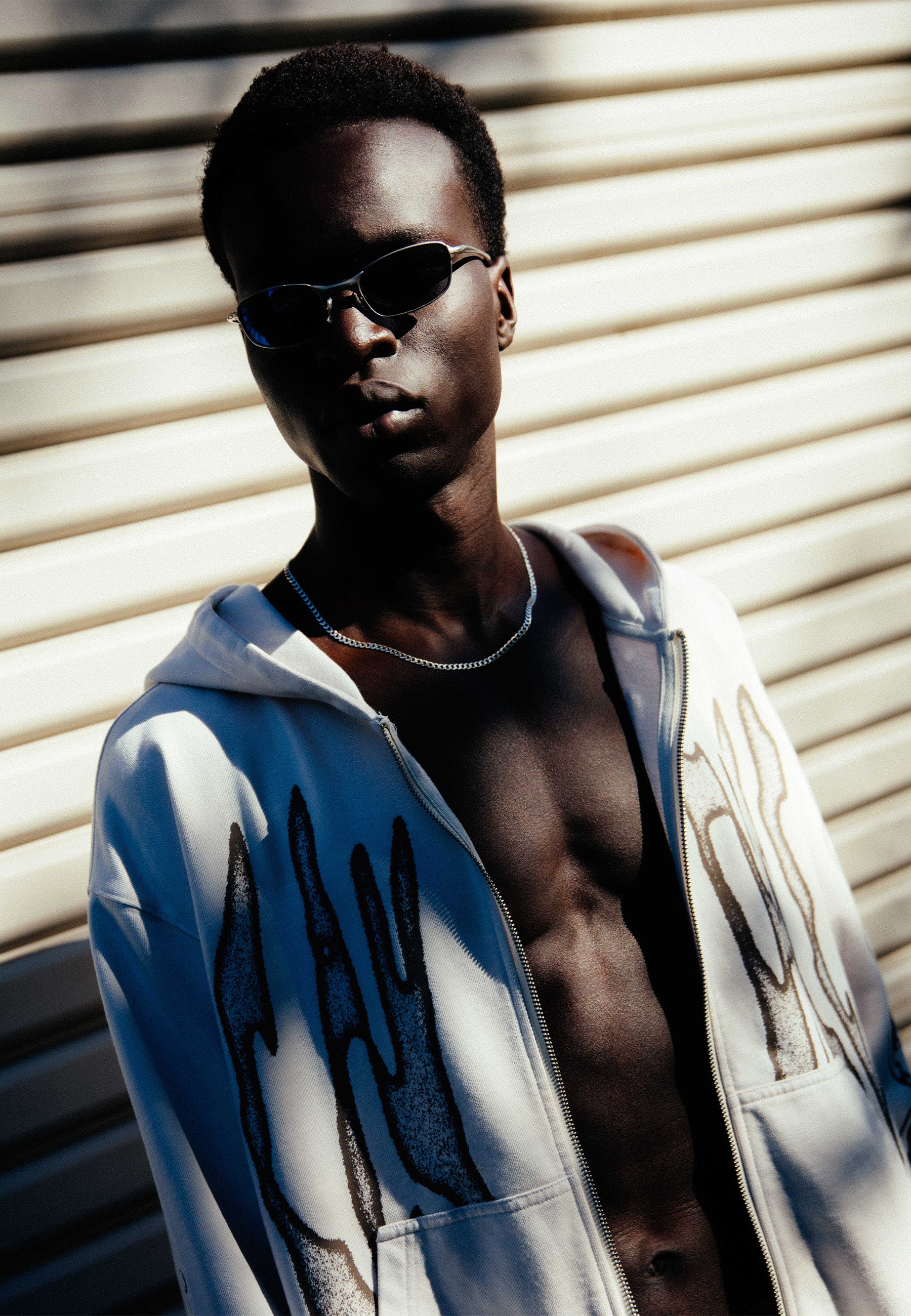 Razor Zip Hood - Bone