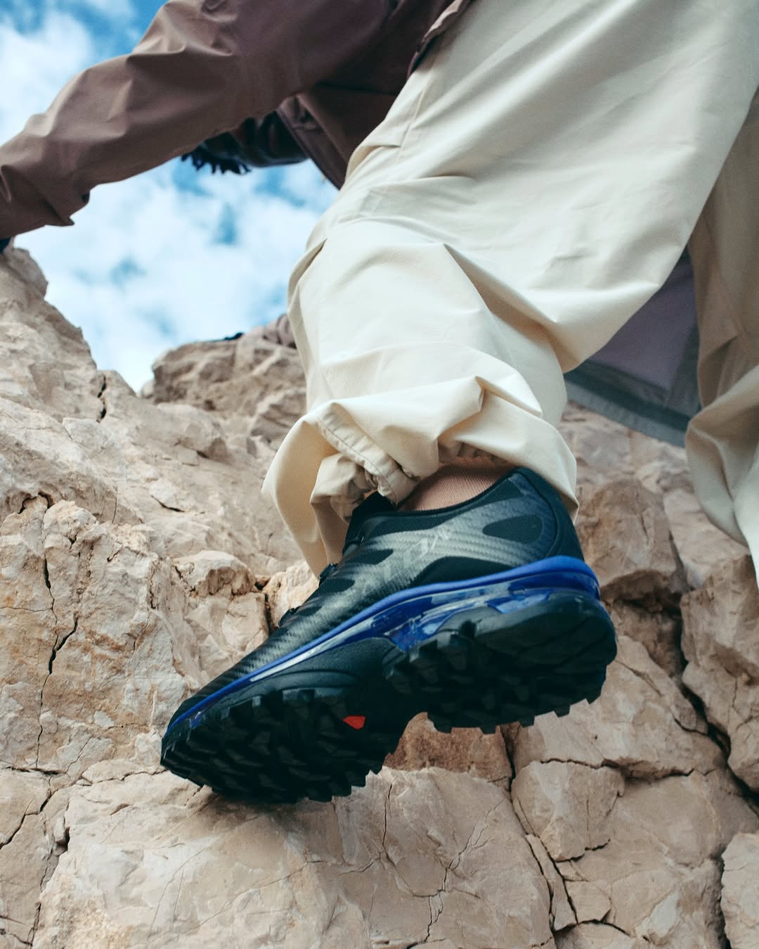 XT-4 Recon - Black/Black/Bluing