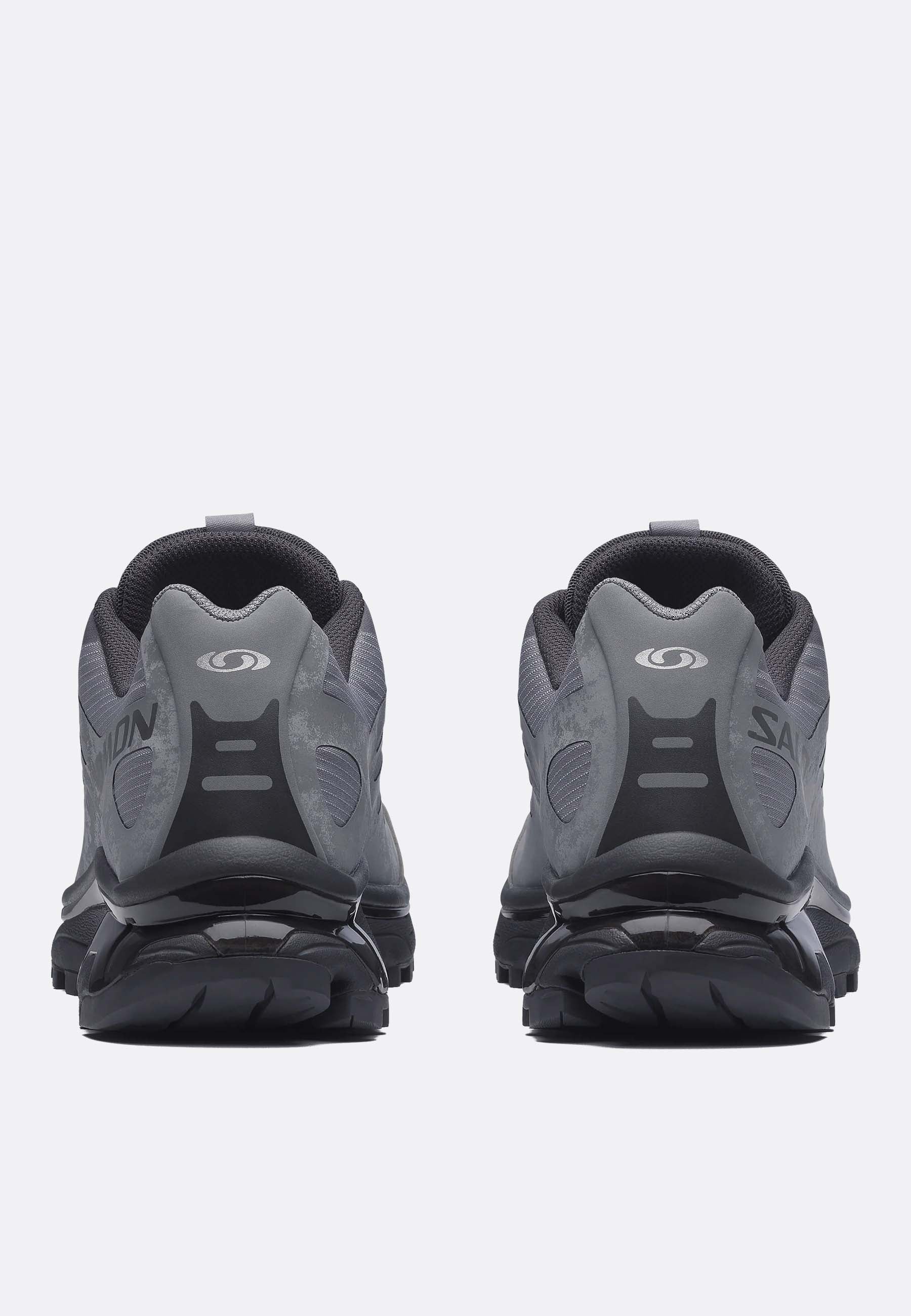 XT-4 OG Protective - Monument/Asphalt/Ftw Silver