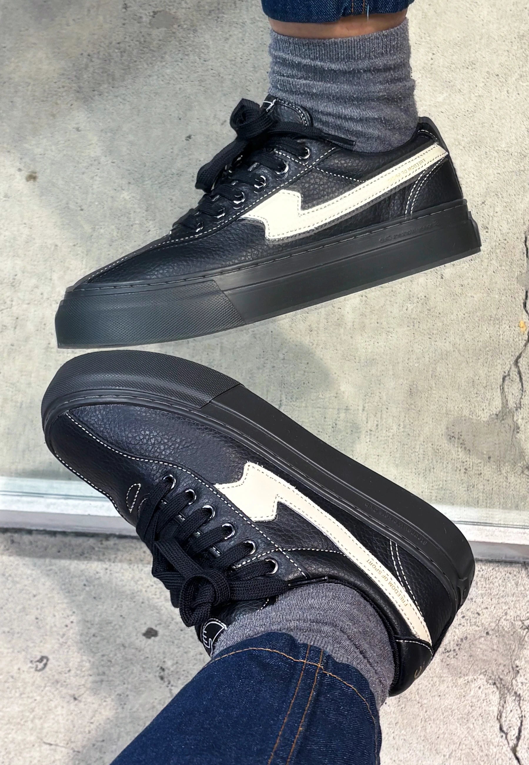 Dellow S-Strike Tumbled Leather - Black