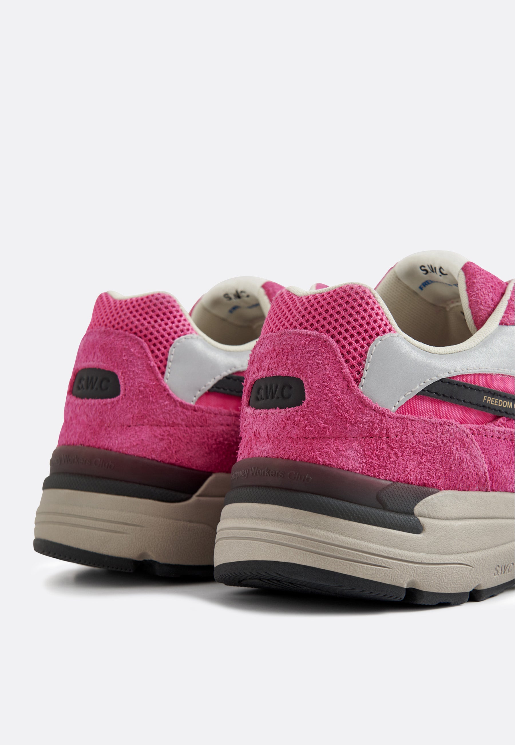 Amiel S-Strike Geo-Merged - Loveless