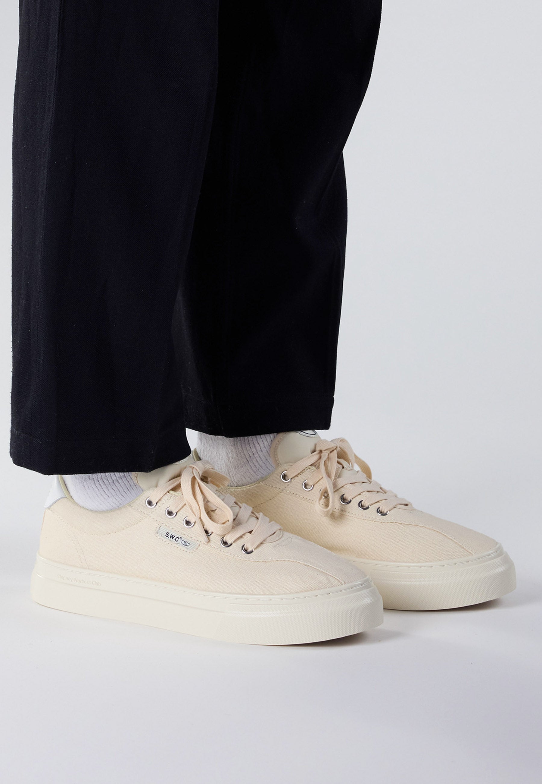 Dellow 02 Cup Canvas - Ecru