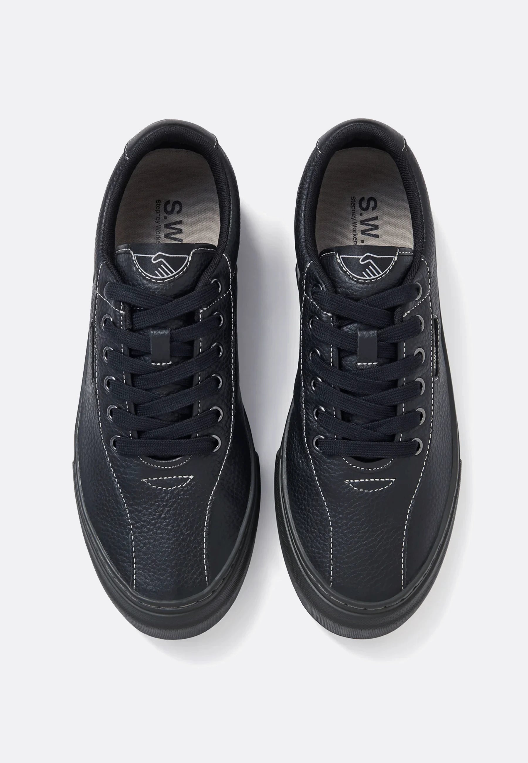 Dellow 02 Tumbled Leather - Black