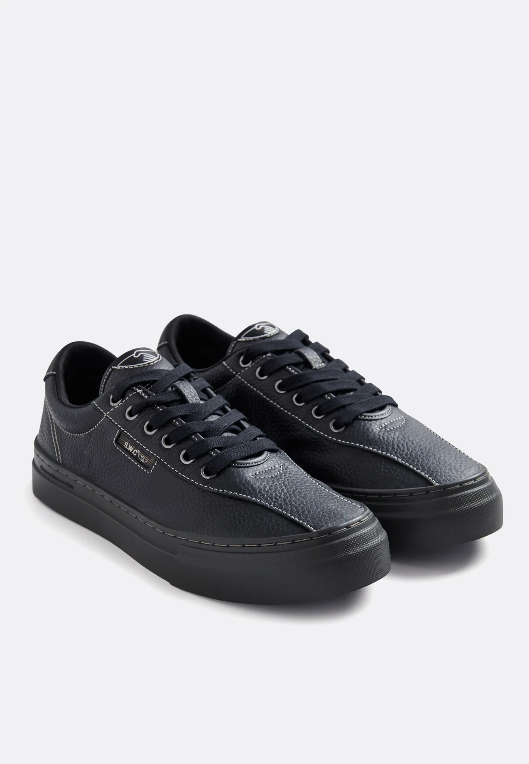 Dellow 02 Tumbled Leather - Black
