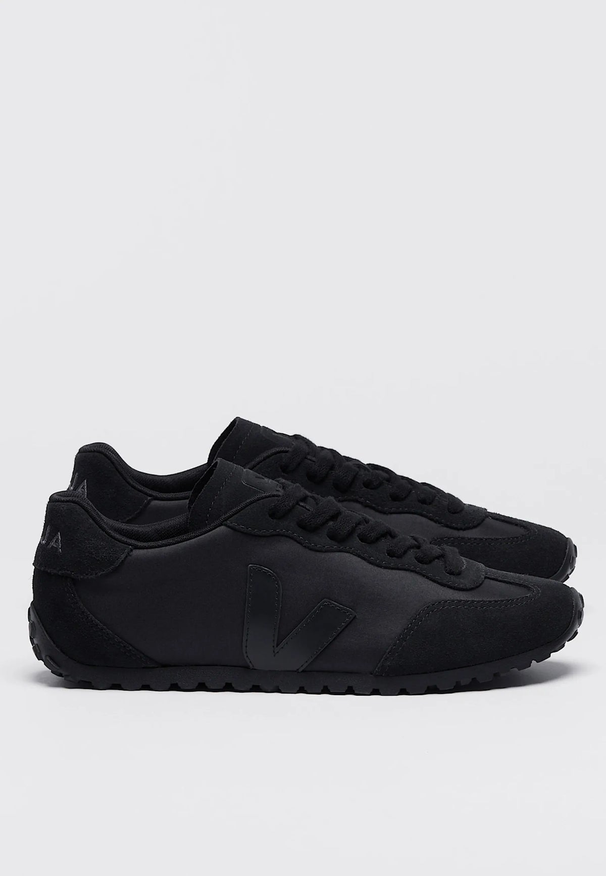 GT Nolyn - Full Black