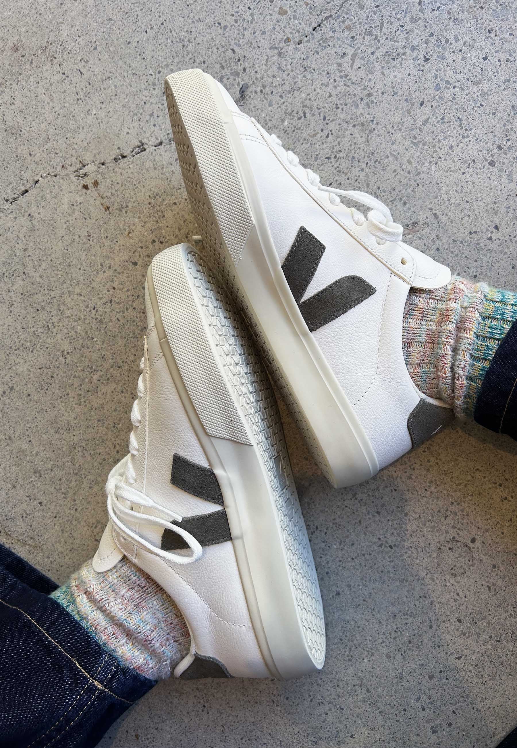 Veja | Buy Campo Chromefree - extra white/ kaki online | Good As