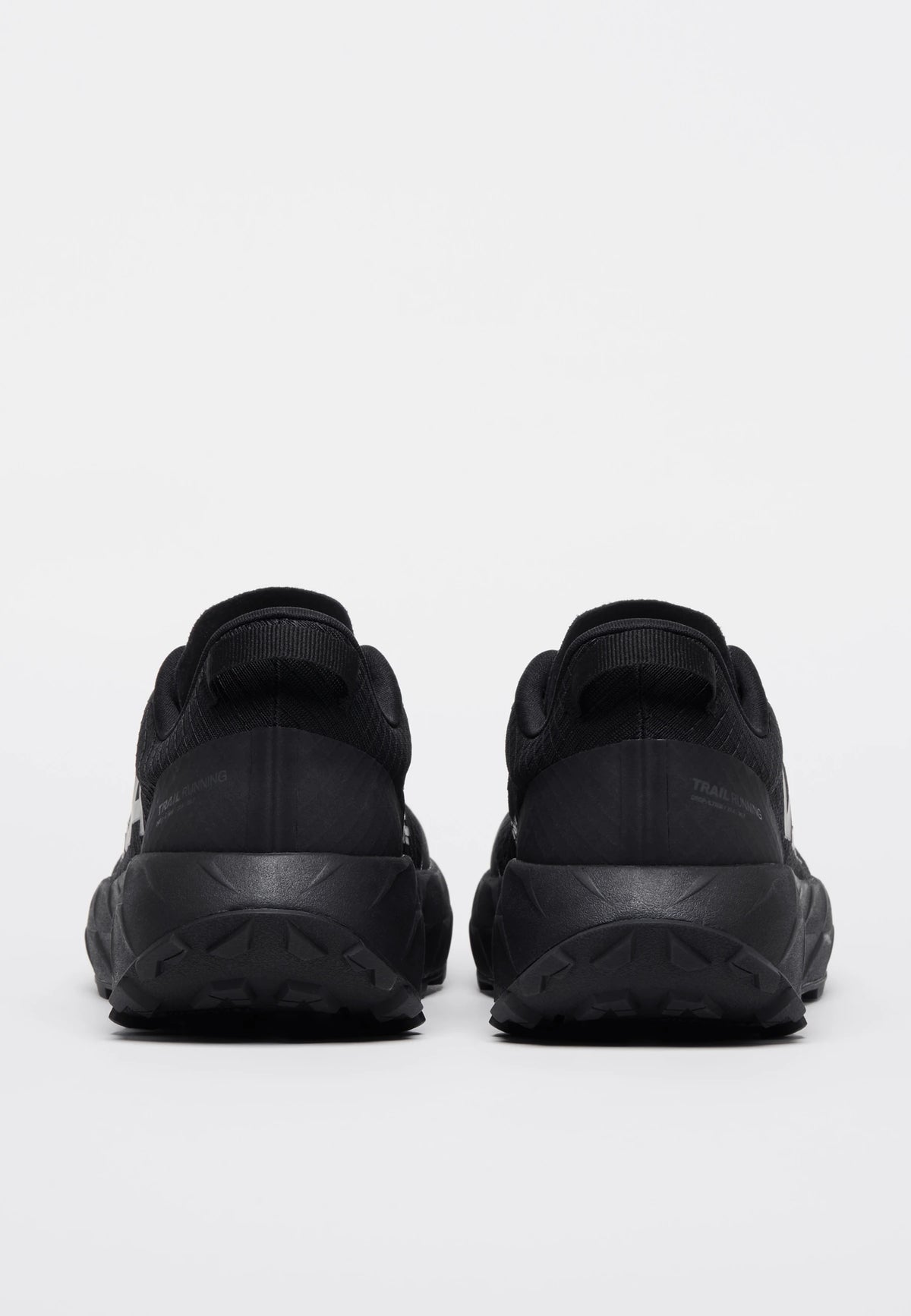 Harpie Trail Aeroshell - Eagle/Black