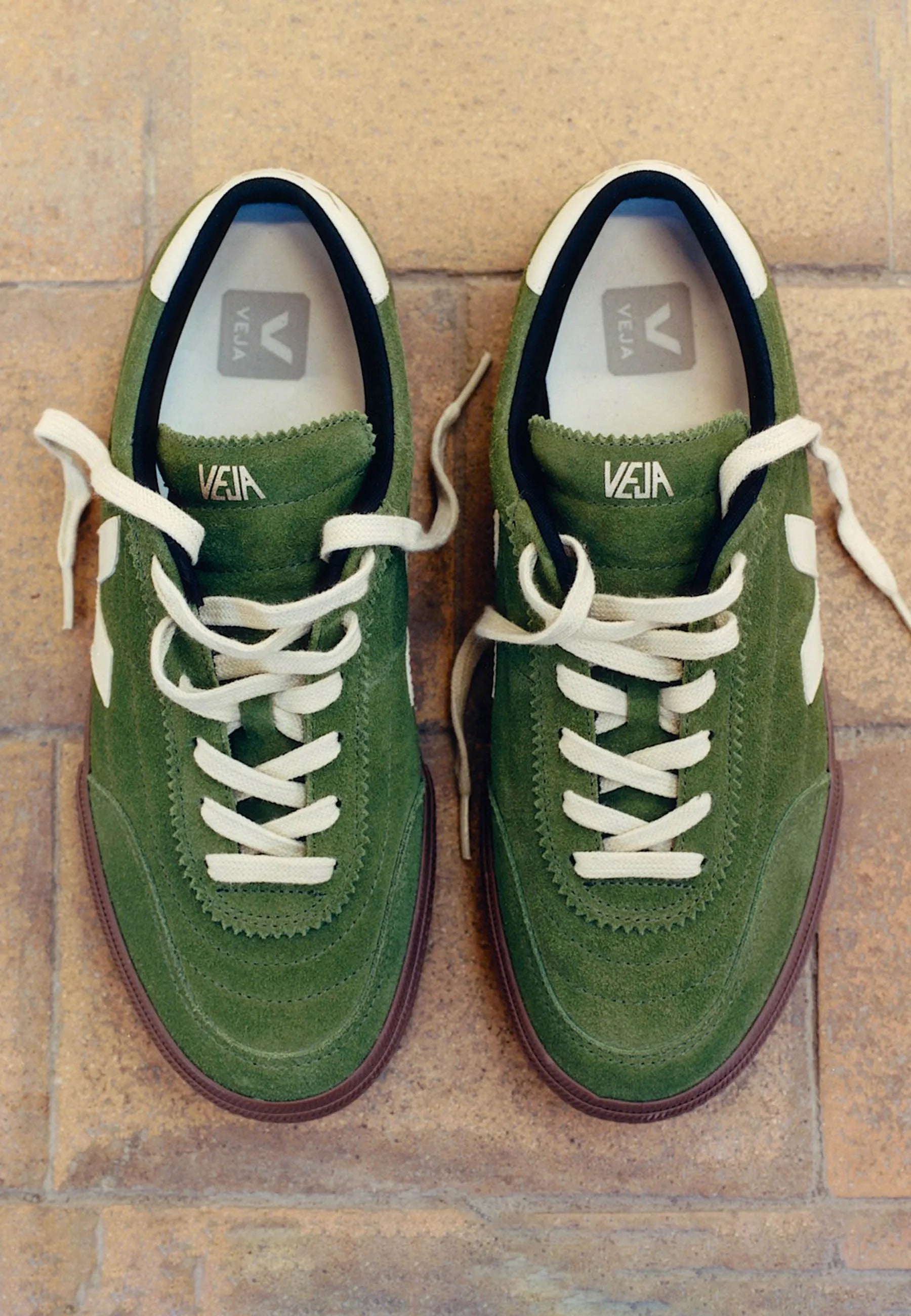 Panenka Suede - Militar/Pierre/Bark