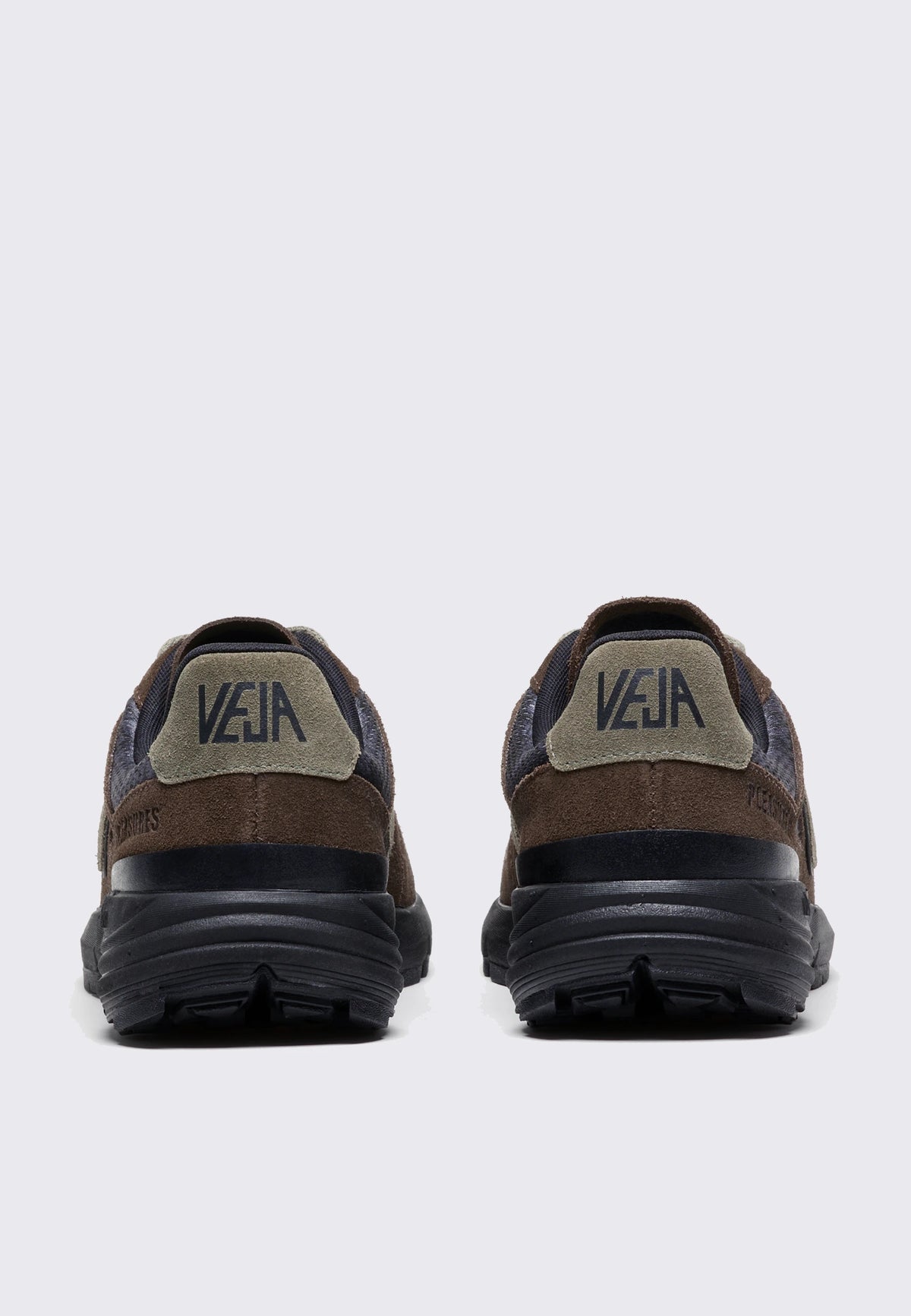 Salar Alveomesh x Pleasures - Eagle/Kaki