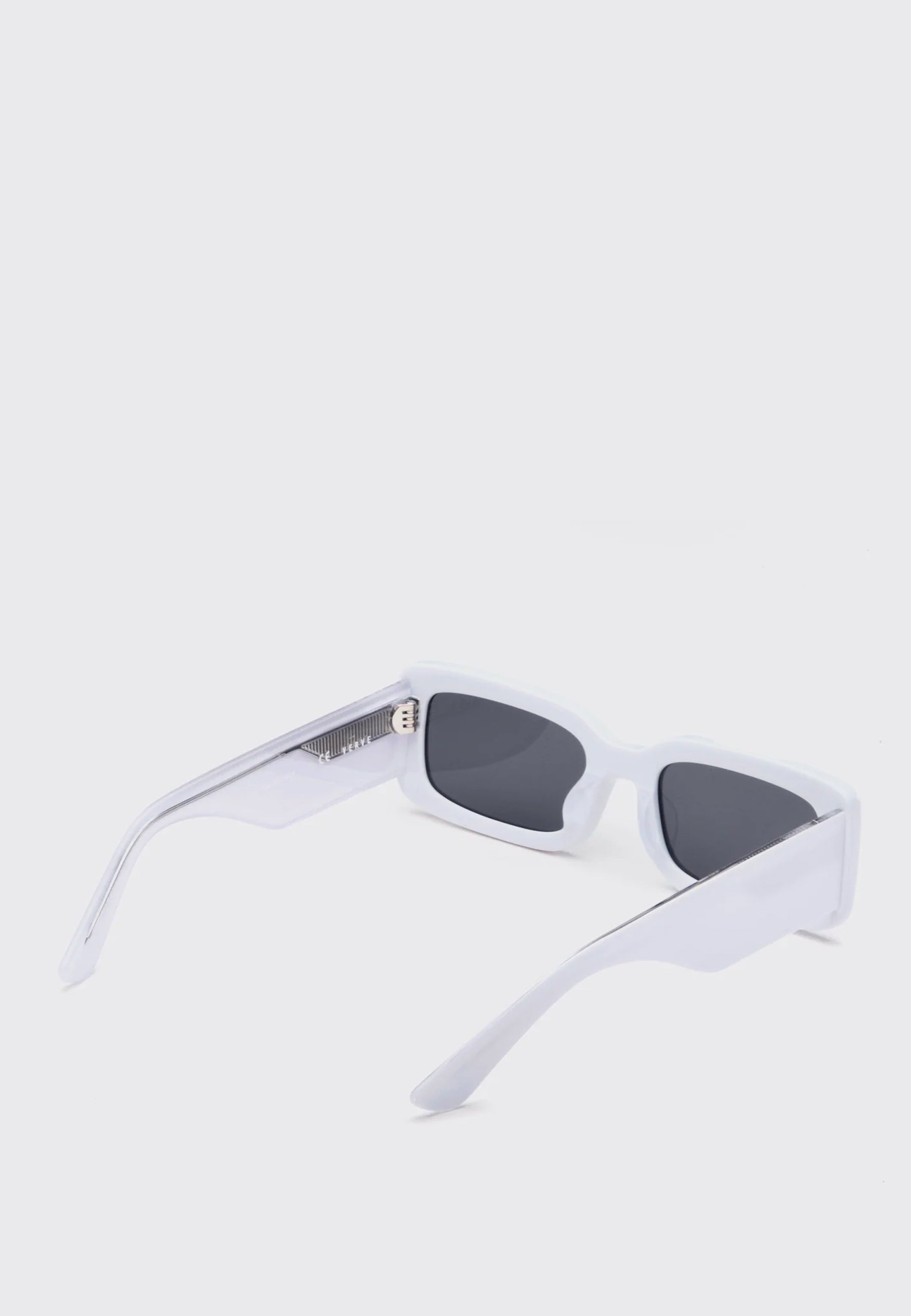 Verve Sunglasses - White/Black