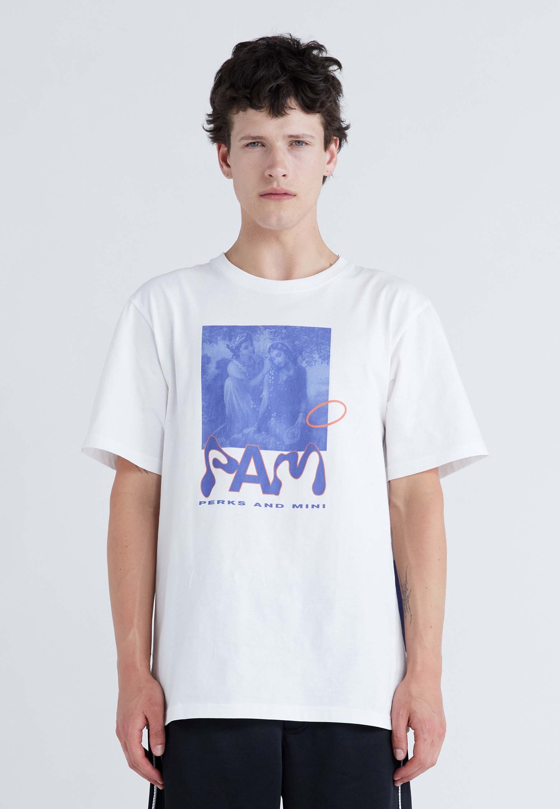 Hugs T-Shirt - White