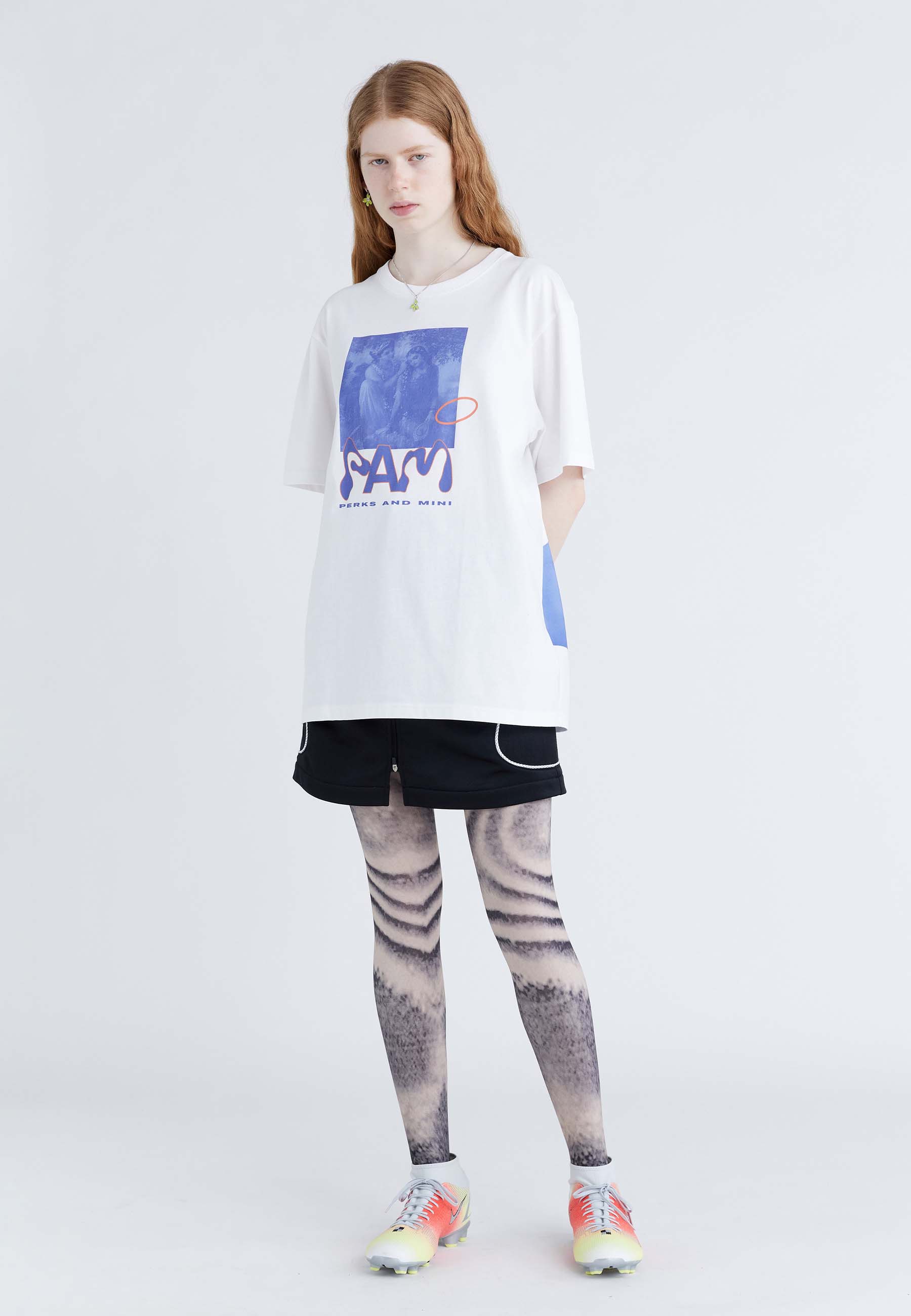 Hugs T-Shirt - White