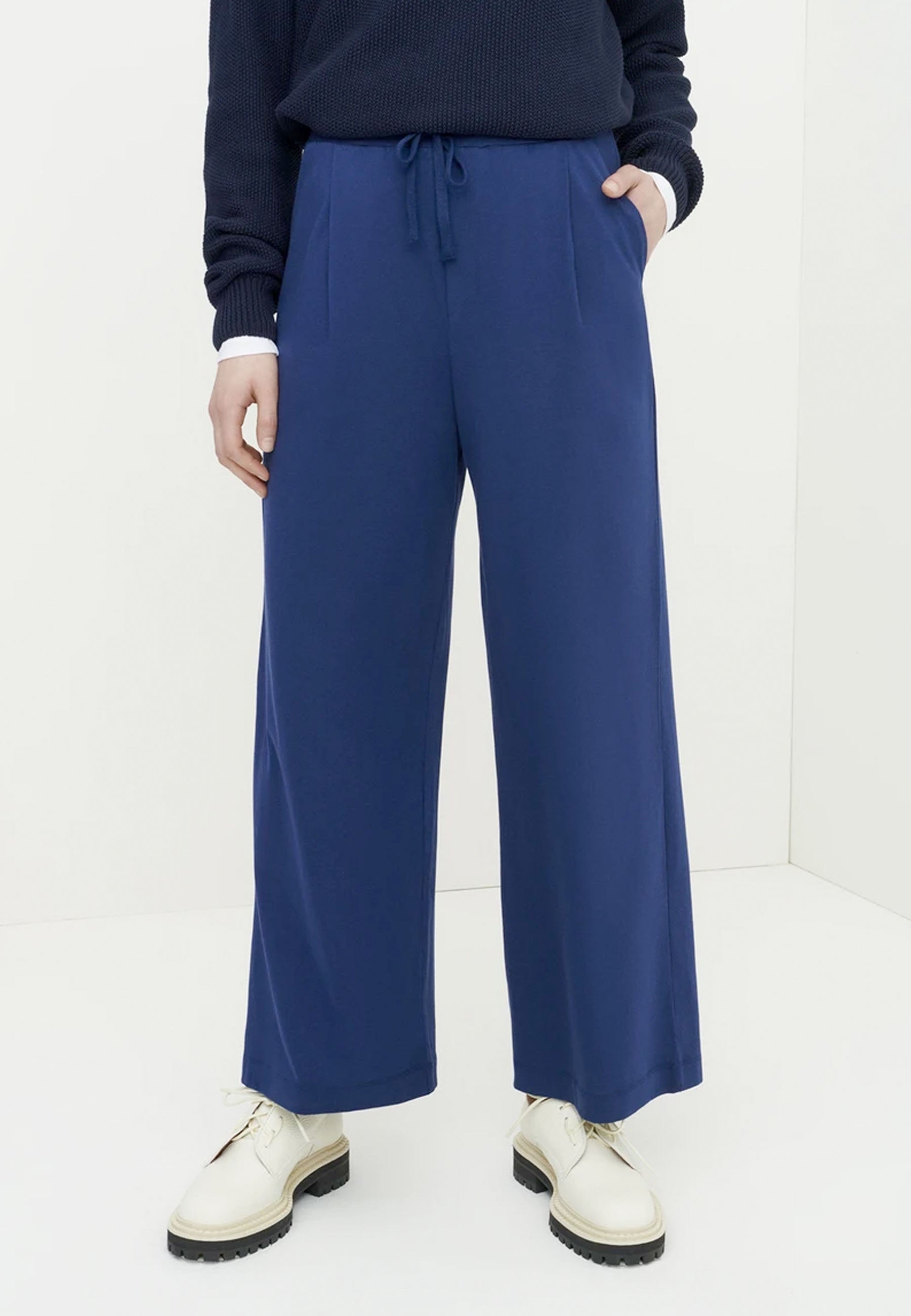 Building Block Wide Leg Pant - dark blue