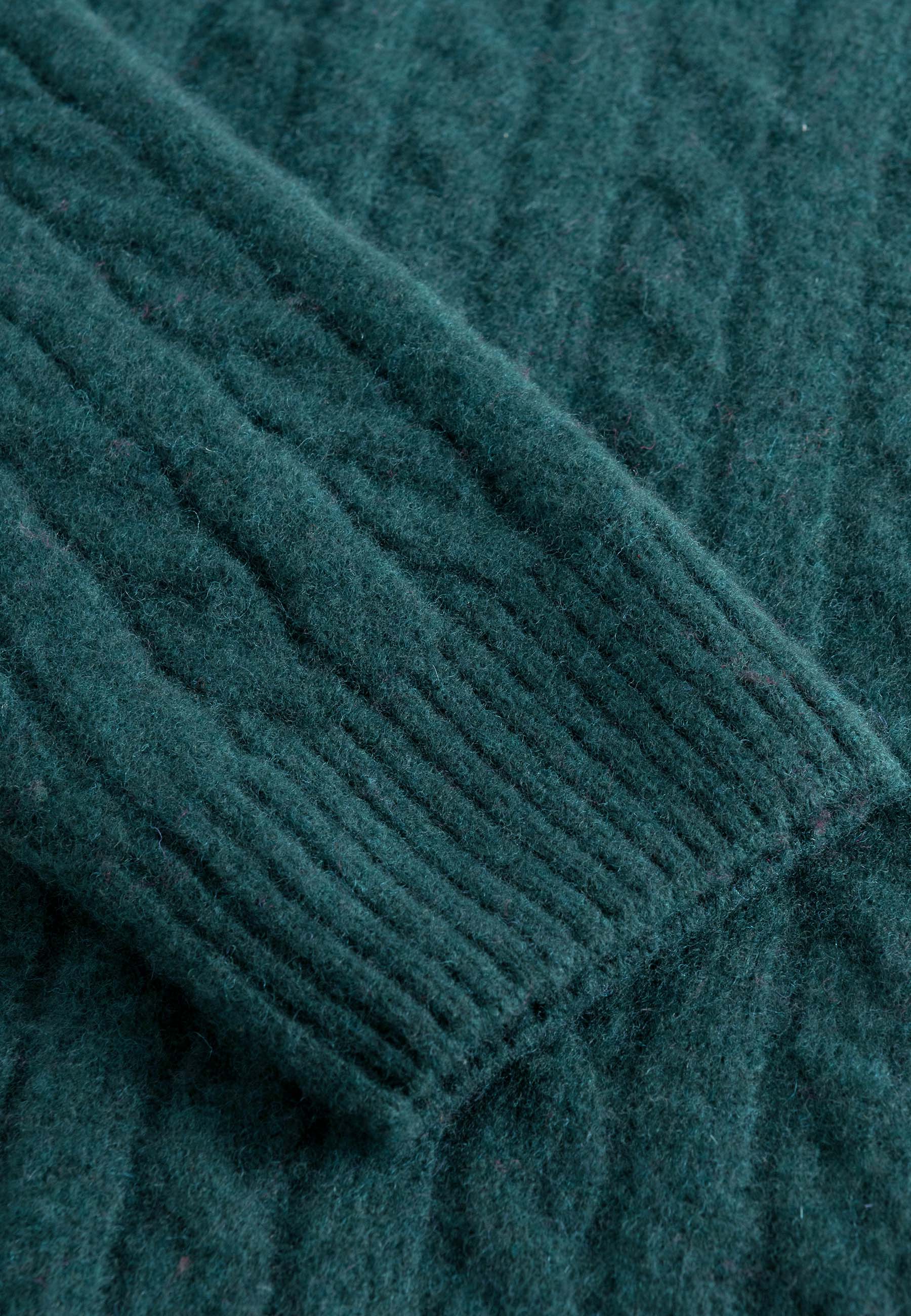 Beckett Lambswool Cable Jumper - dark emerald