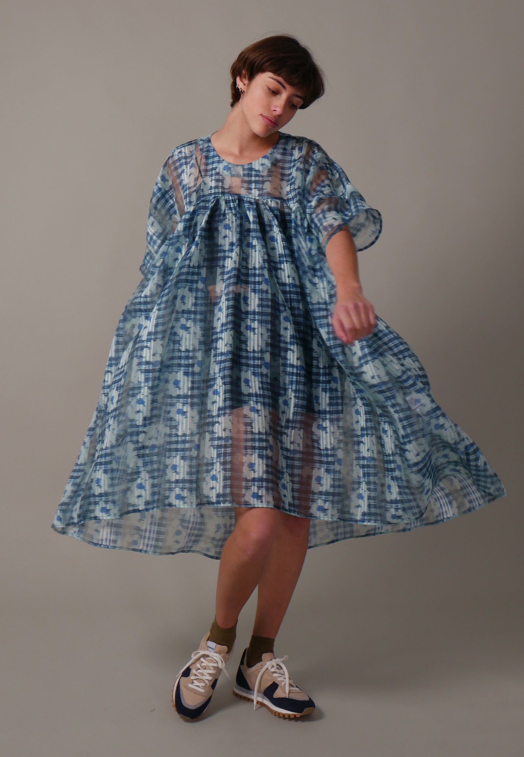 Lava Dress - mint/blue flowers