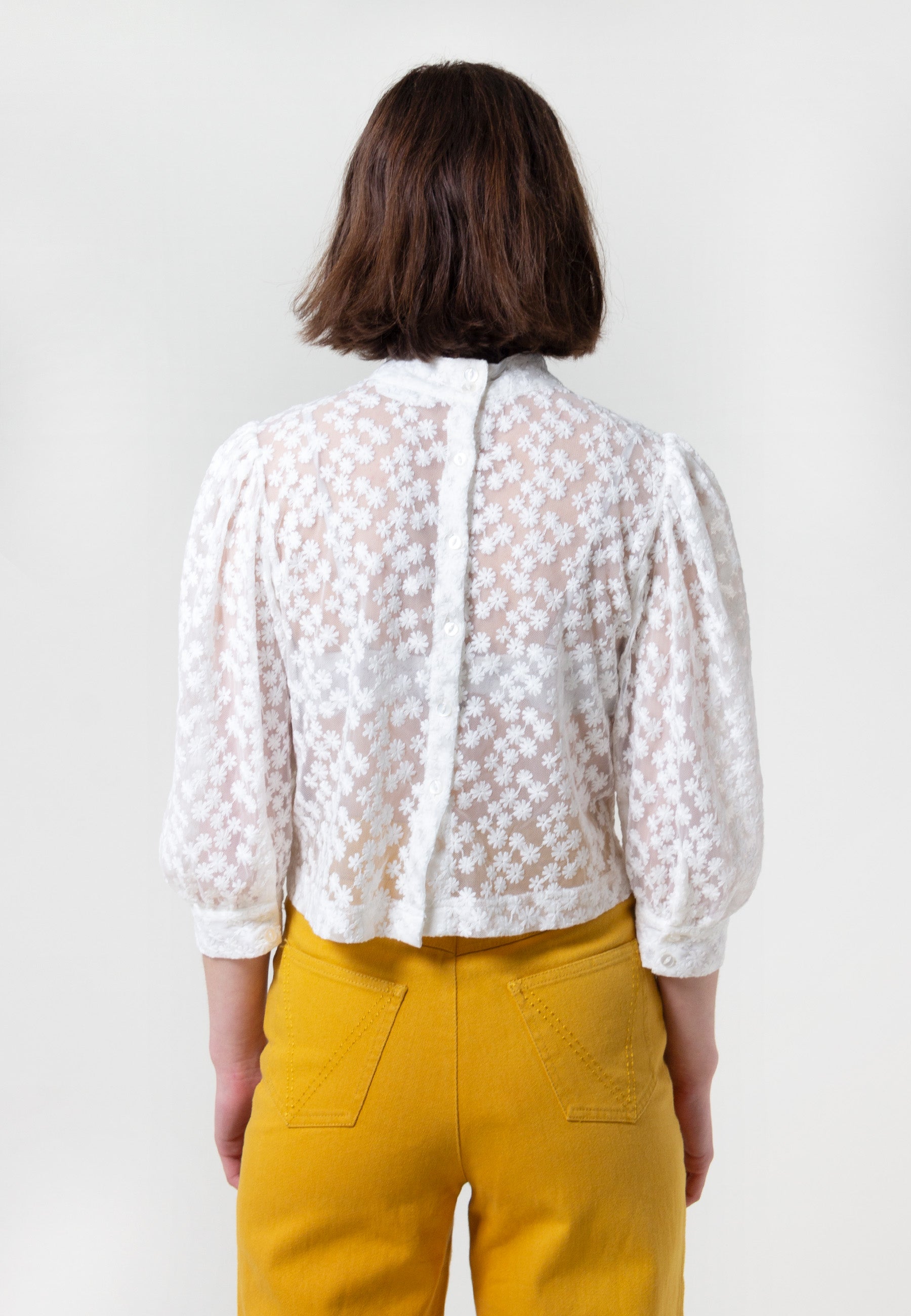 Stephanie Daisy Lace Blouse - white