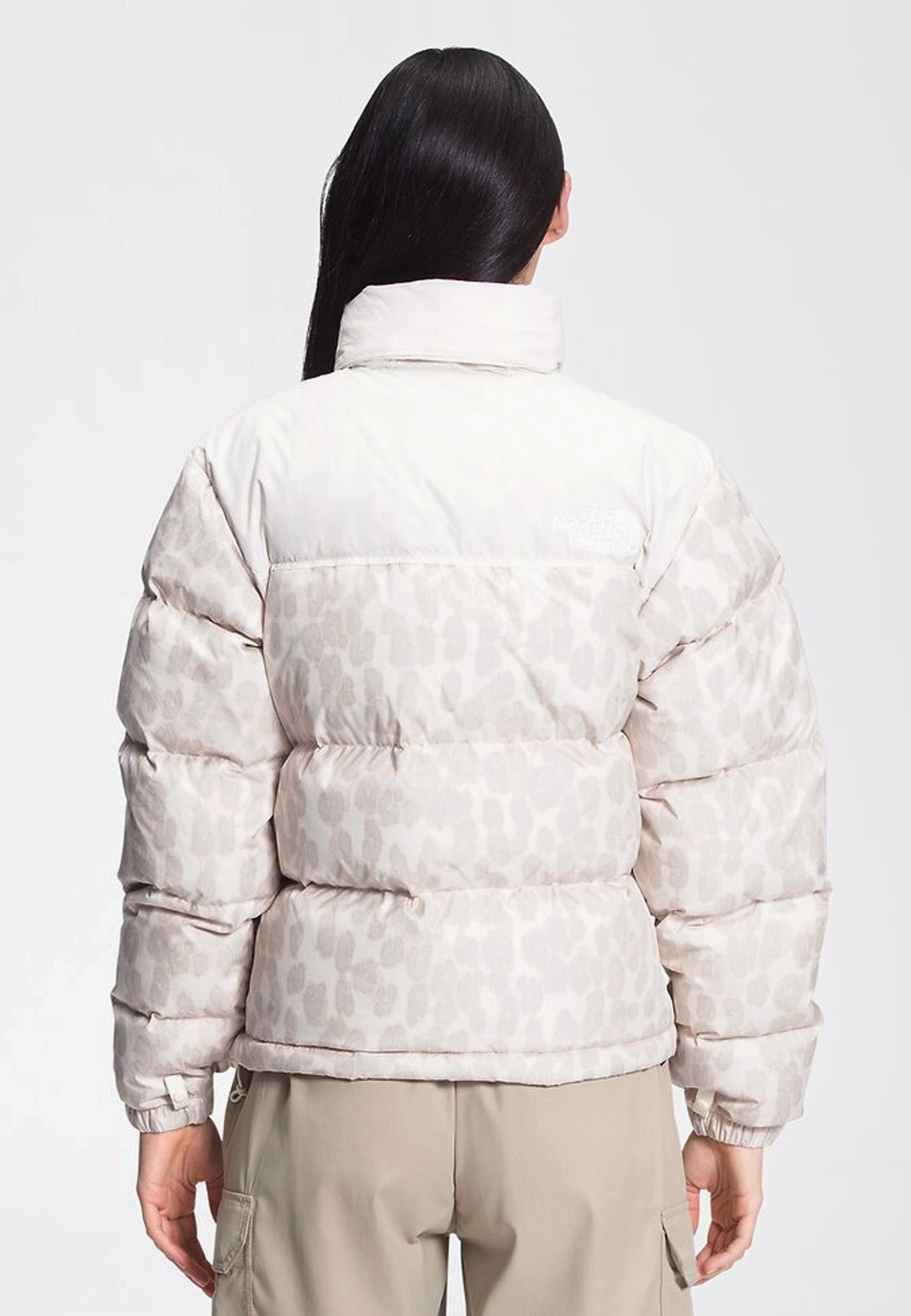 Women's '96 Retro Nuptse Jacket - silver leopard/gardenia white