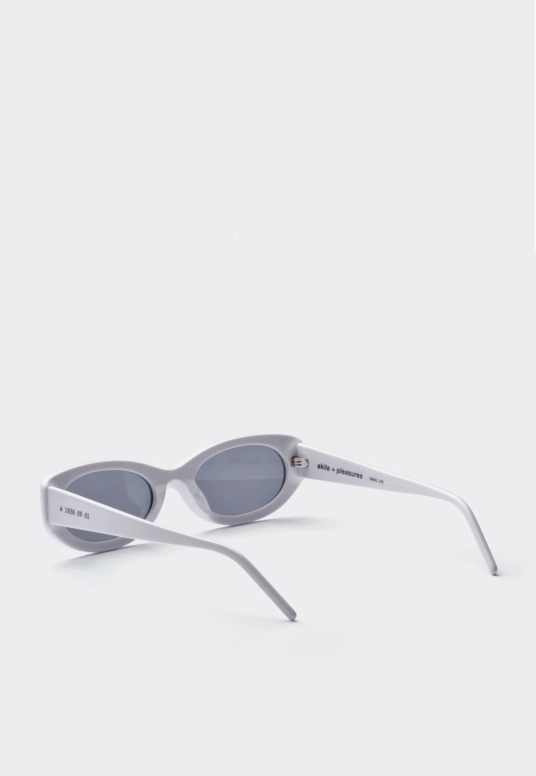 X Pleasures Lithium Sunglasses - White/Black