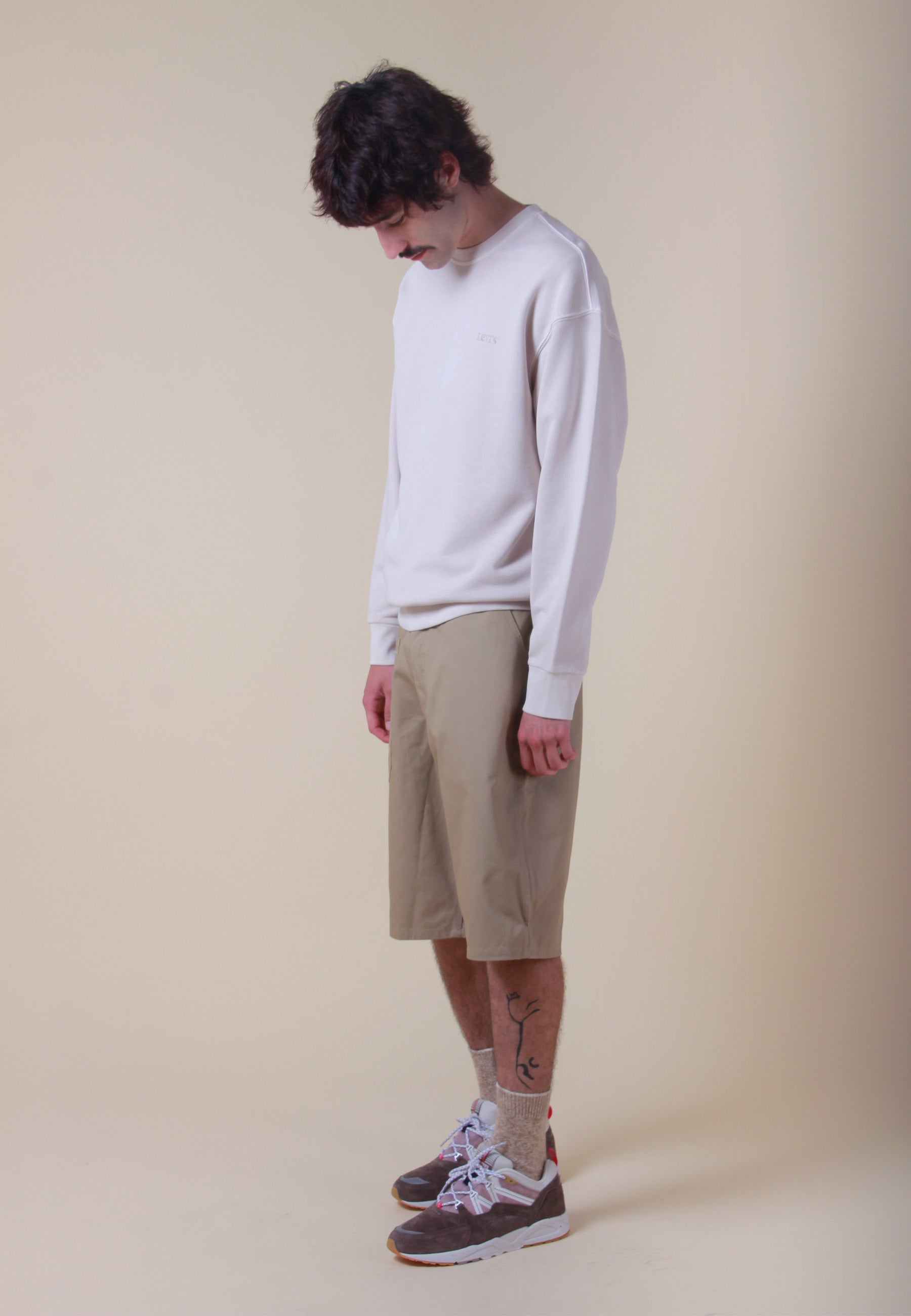 Relaxed Crew Garment Dye - pumice stone