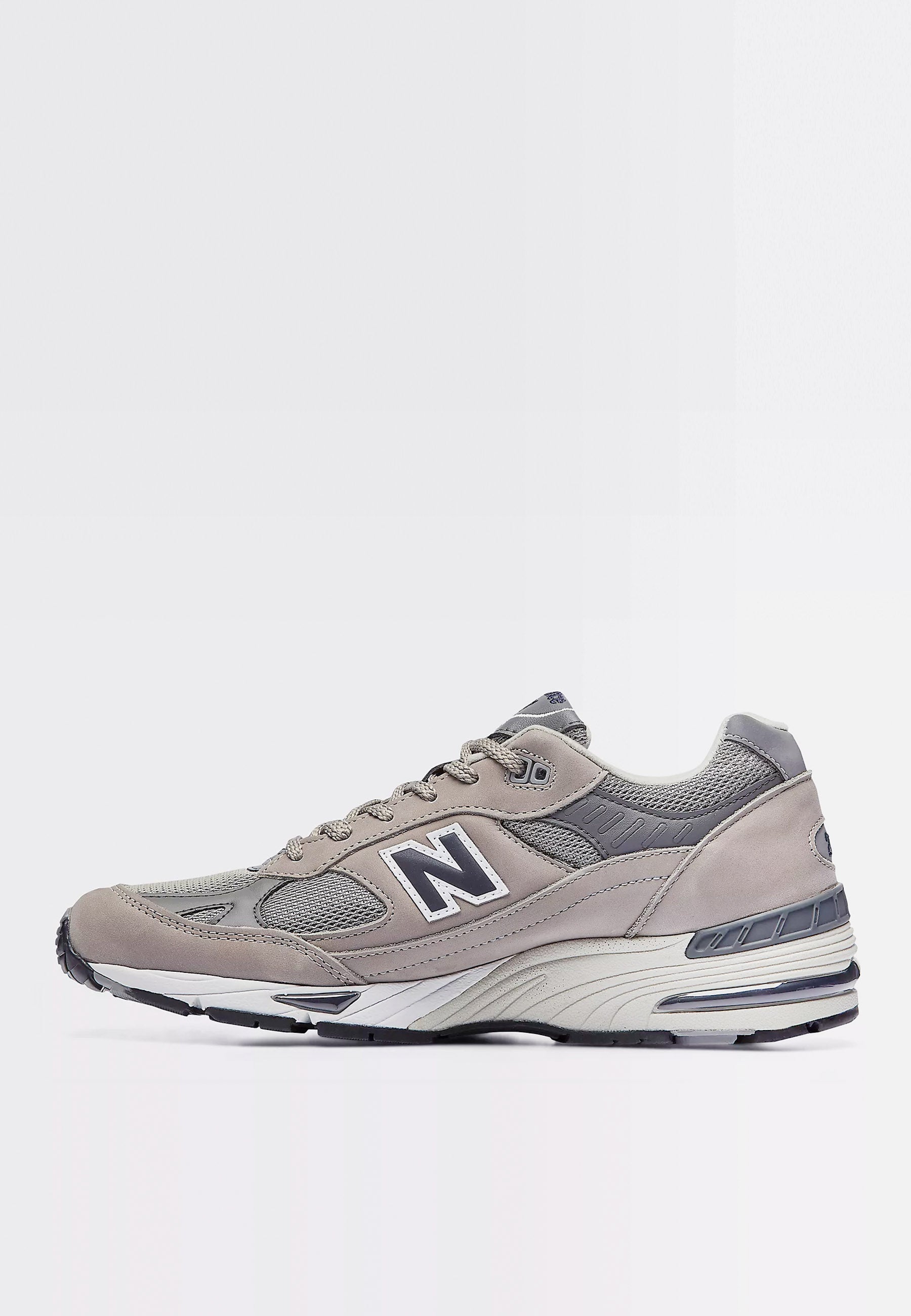 M991ANI Made In England - grey