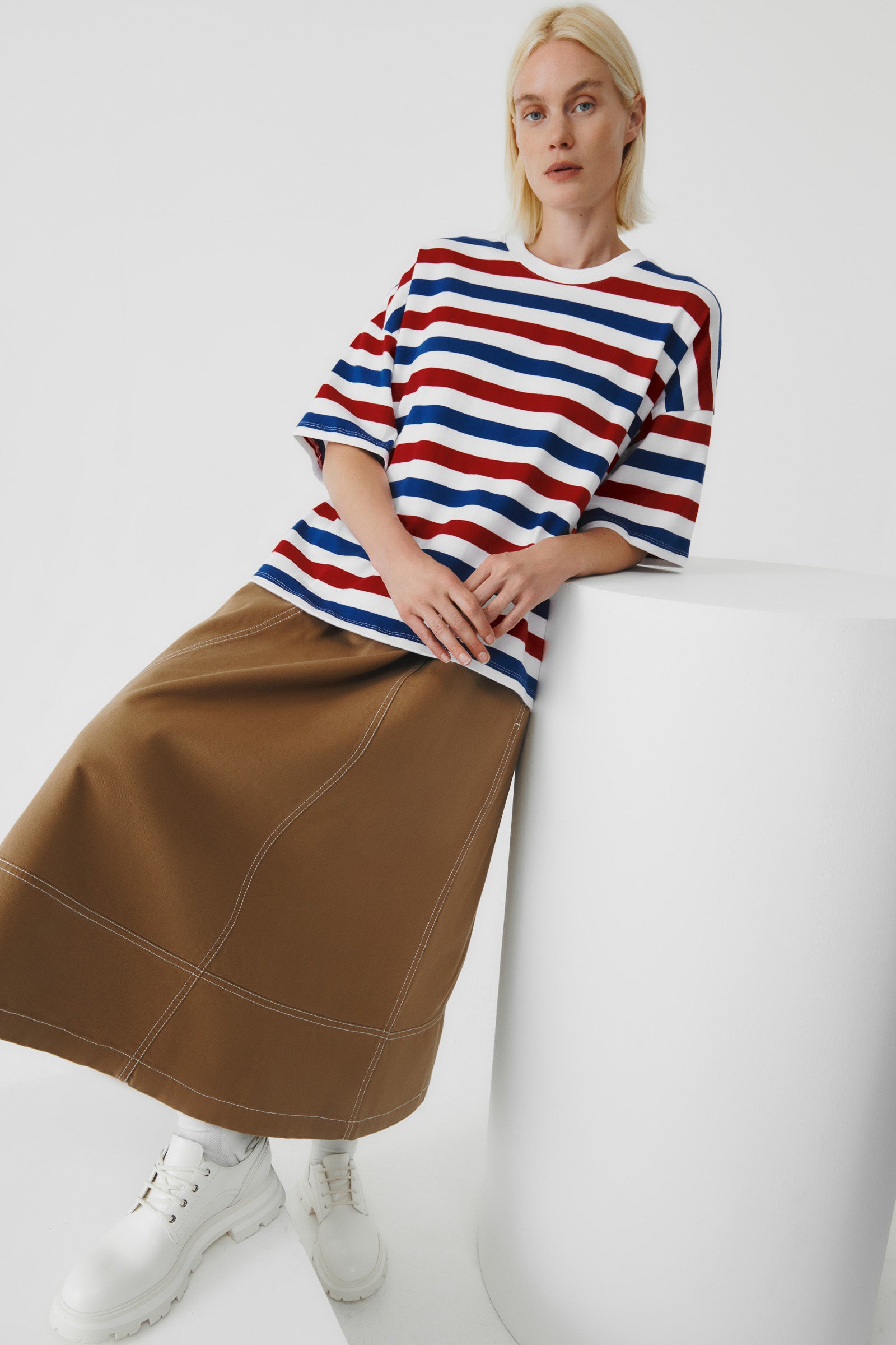 Oversized Boxy T-Shirt - red blue stripe